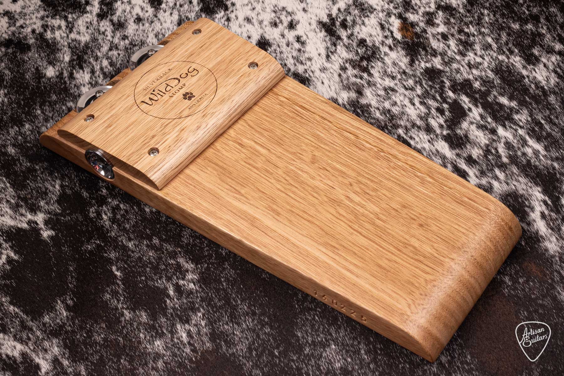 Wild Dog Silverback Stomp Box with Jingles - 140225