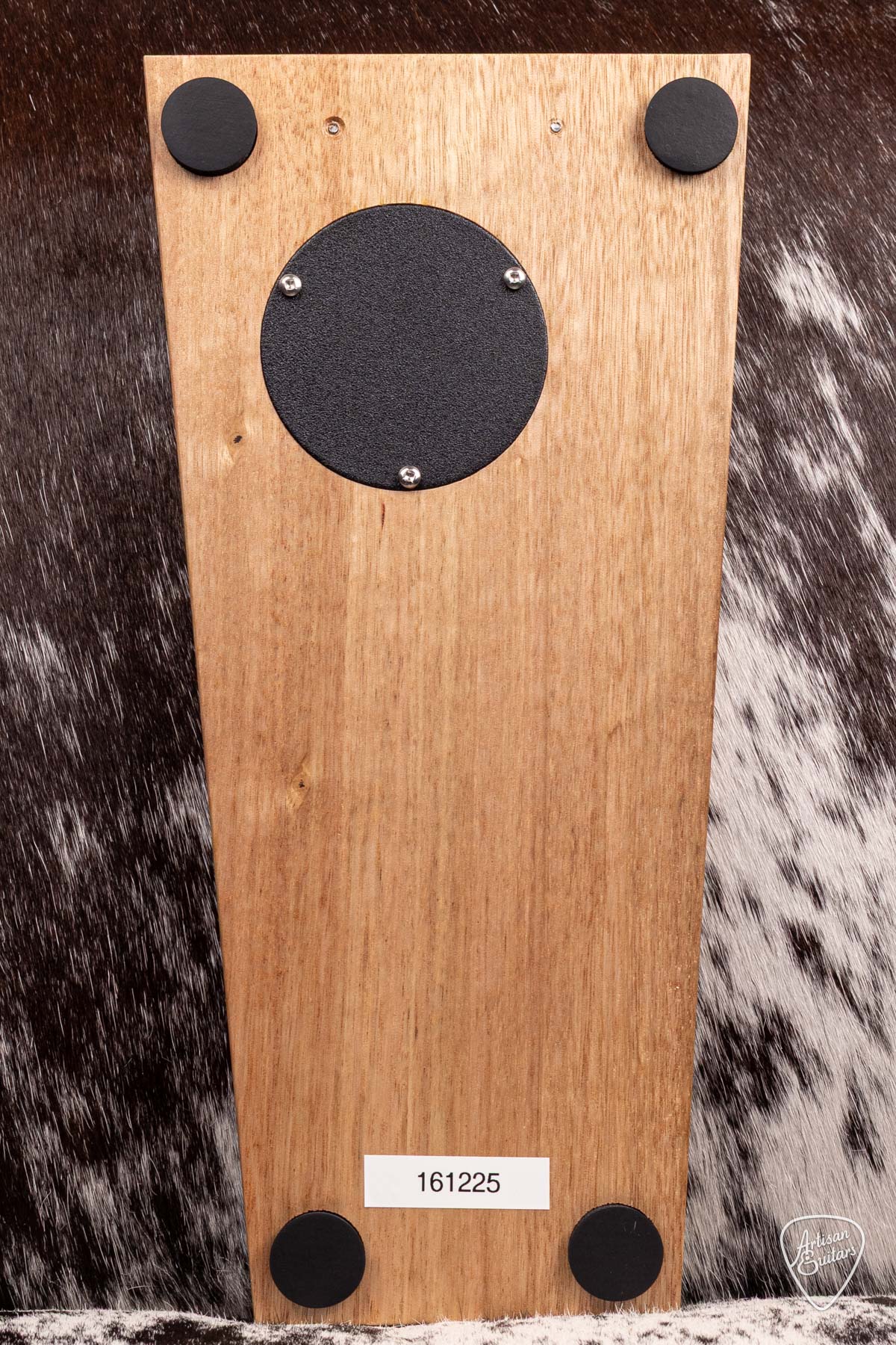 Wild Dog Silverback Stomp Box with Jingles - 161225