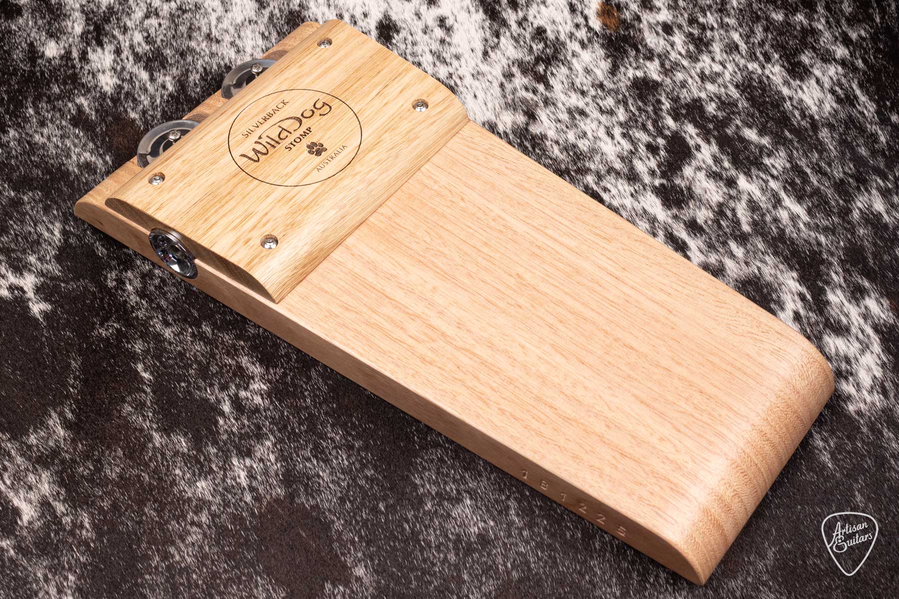 Wild Dog Silverback Stomp Box with Jingles - 181225