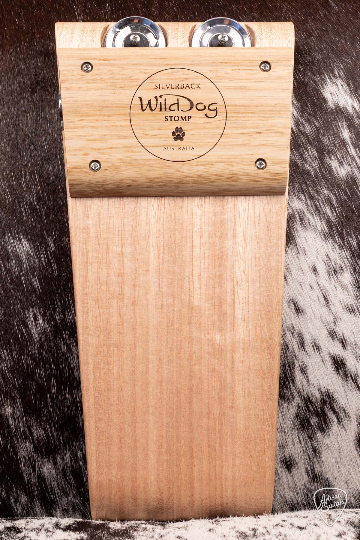 Wild Dog Silverback Stomp Box with Jingles - 181225