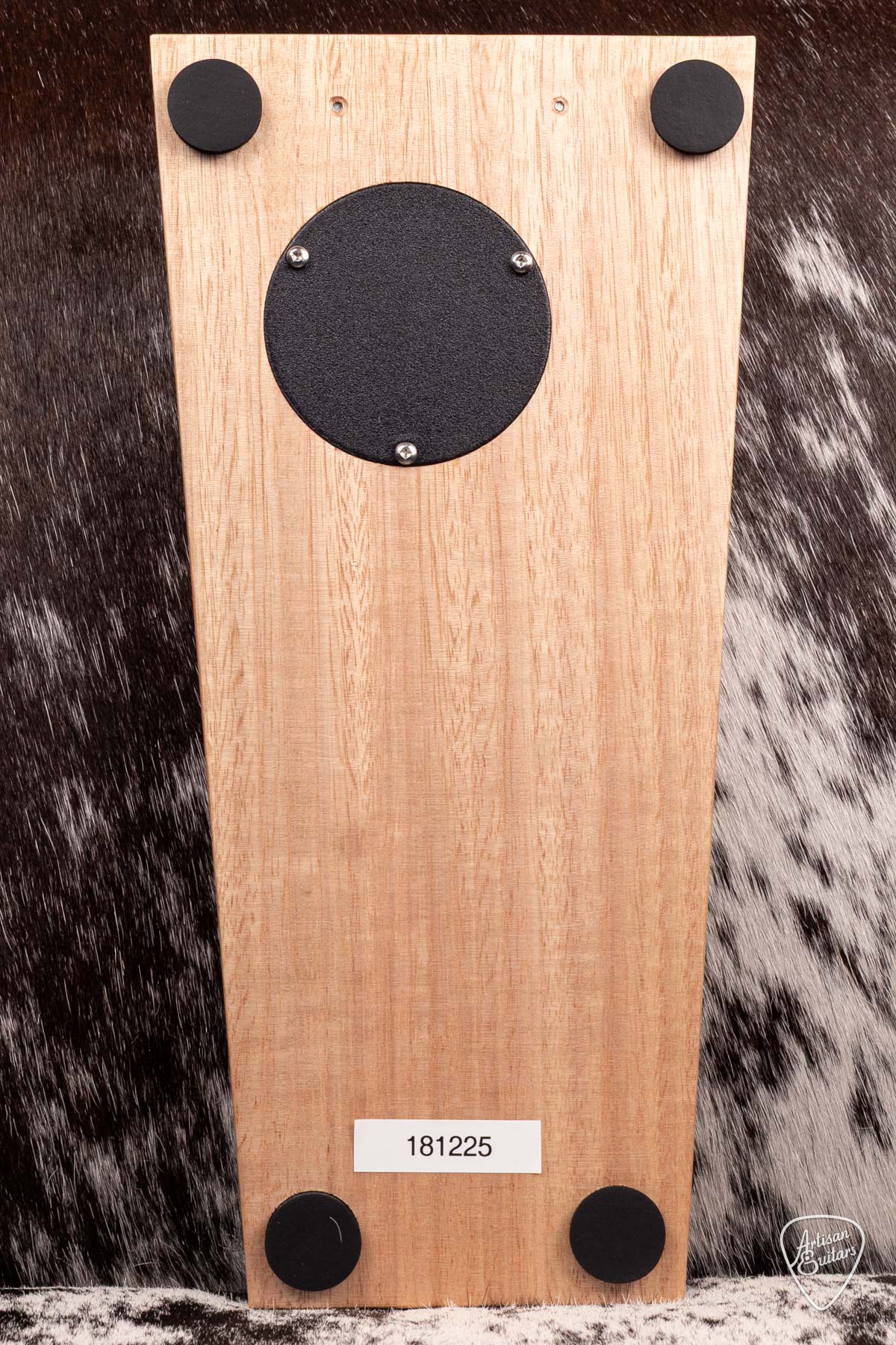 Wild Dog Silverback Stomp Box with Jingles - 181225