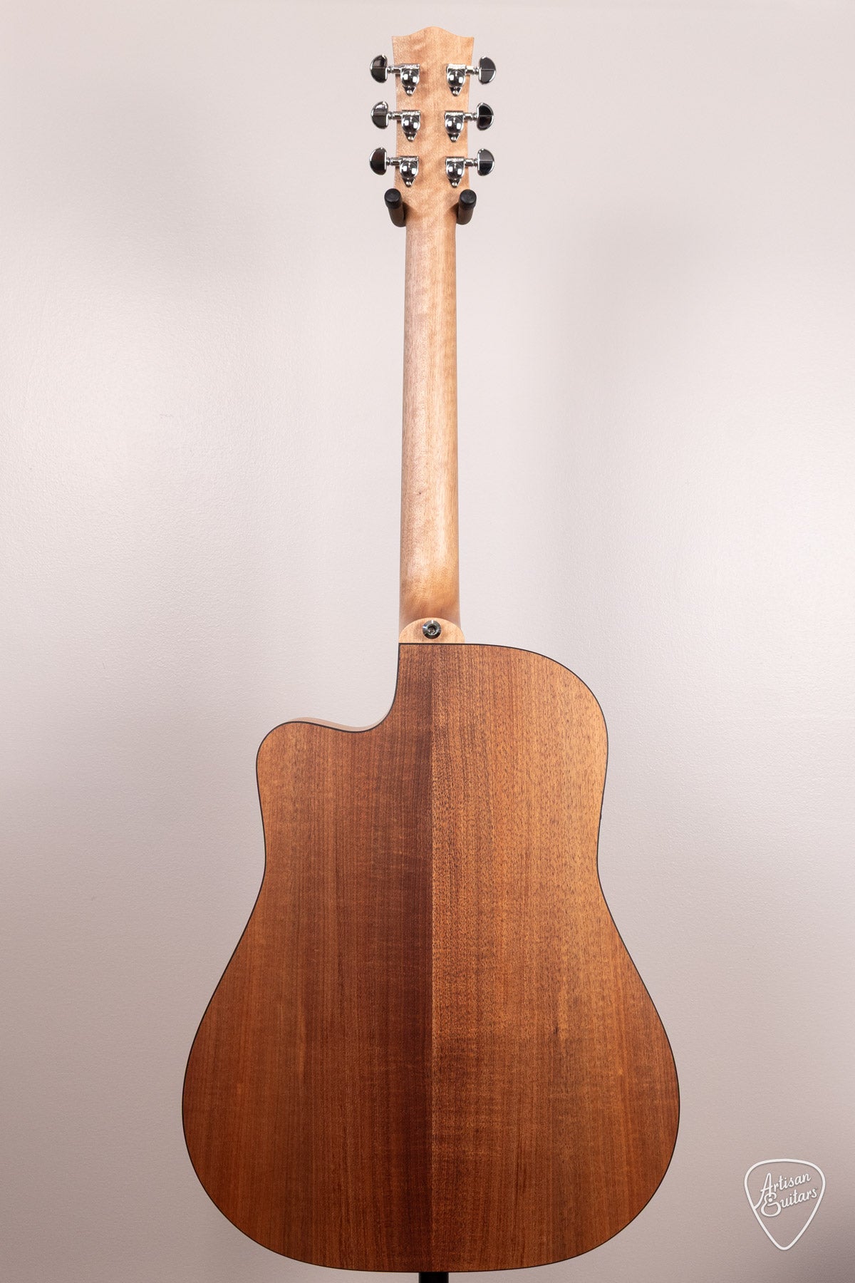 Maton Guitars Solid Road Series SRS-70C Dreadnought - 17133