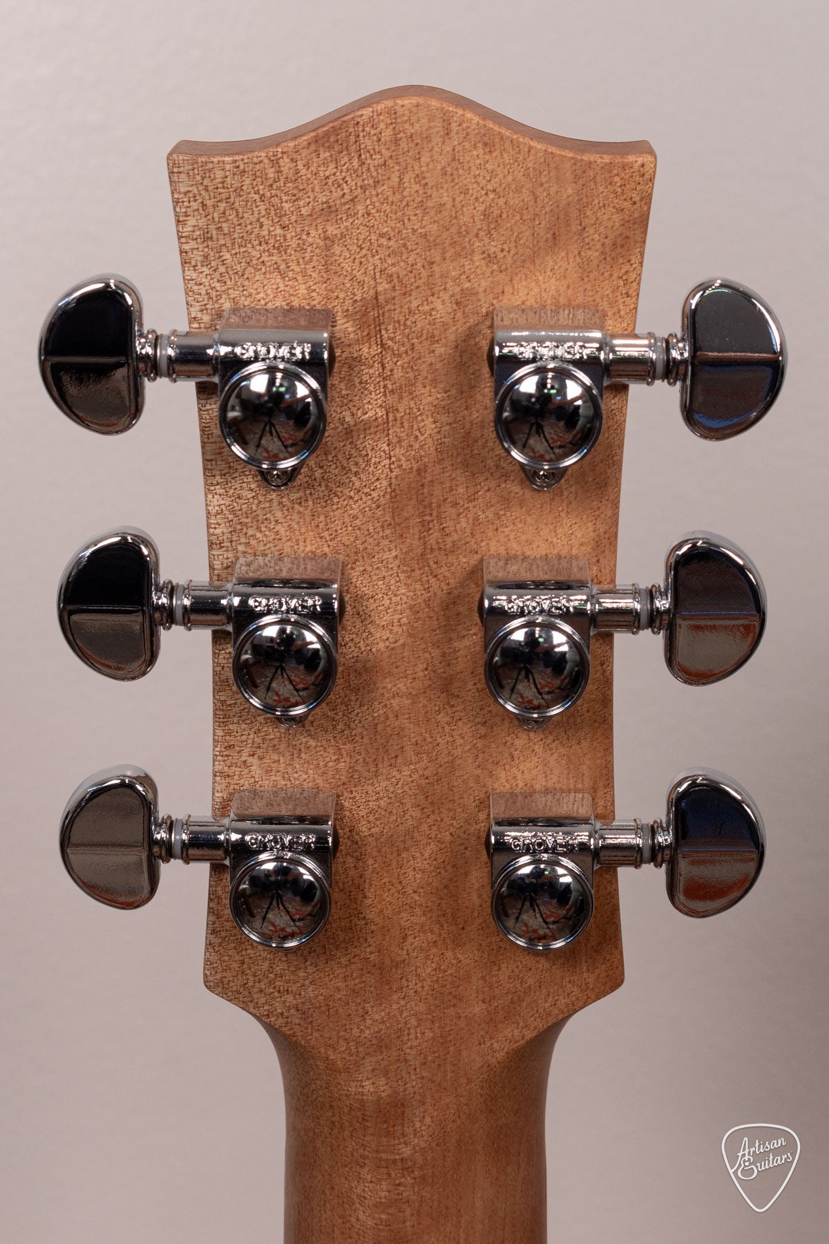 Maton Guitars Solid Road Series SRS-70C Dreadnought - 17133