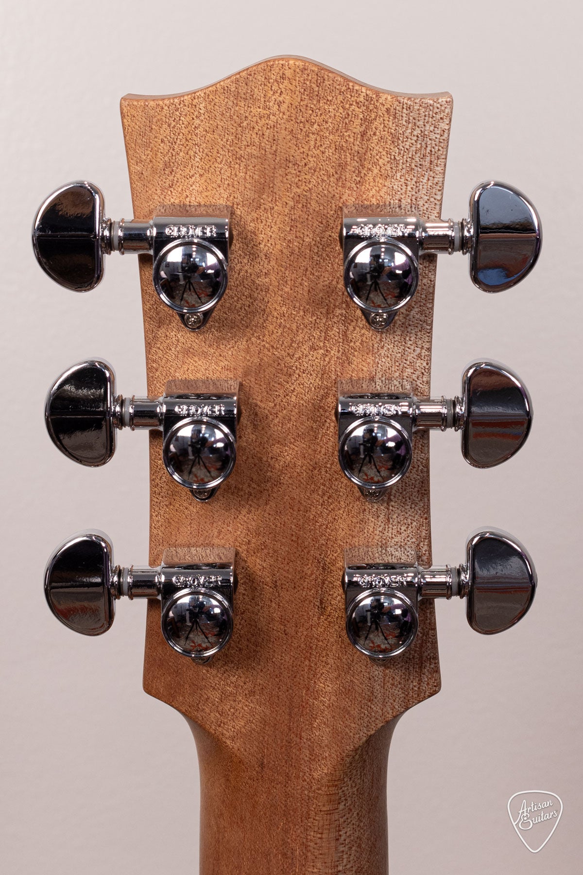 Maton Guitars Solid Road Series SRS-70C Dreadnought - 16880