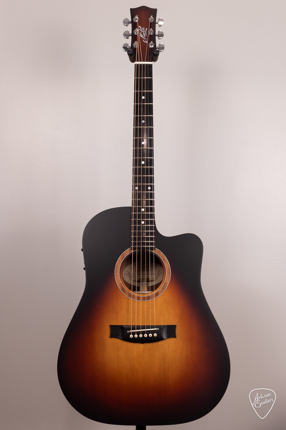 Maton Guitars Solid Road Series SRS-70C Dreadnought - 17134