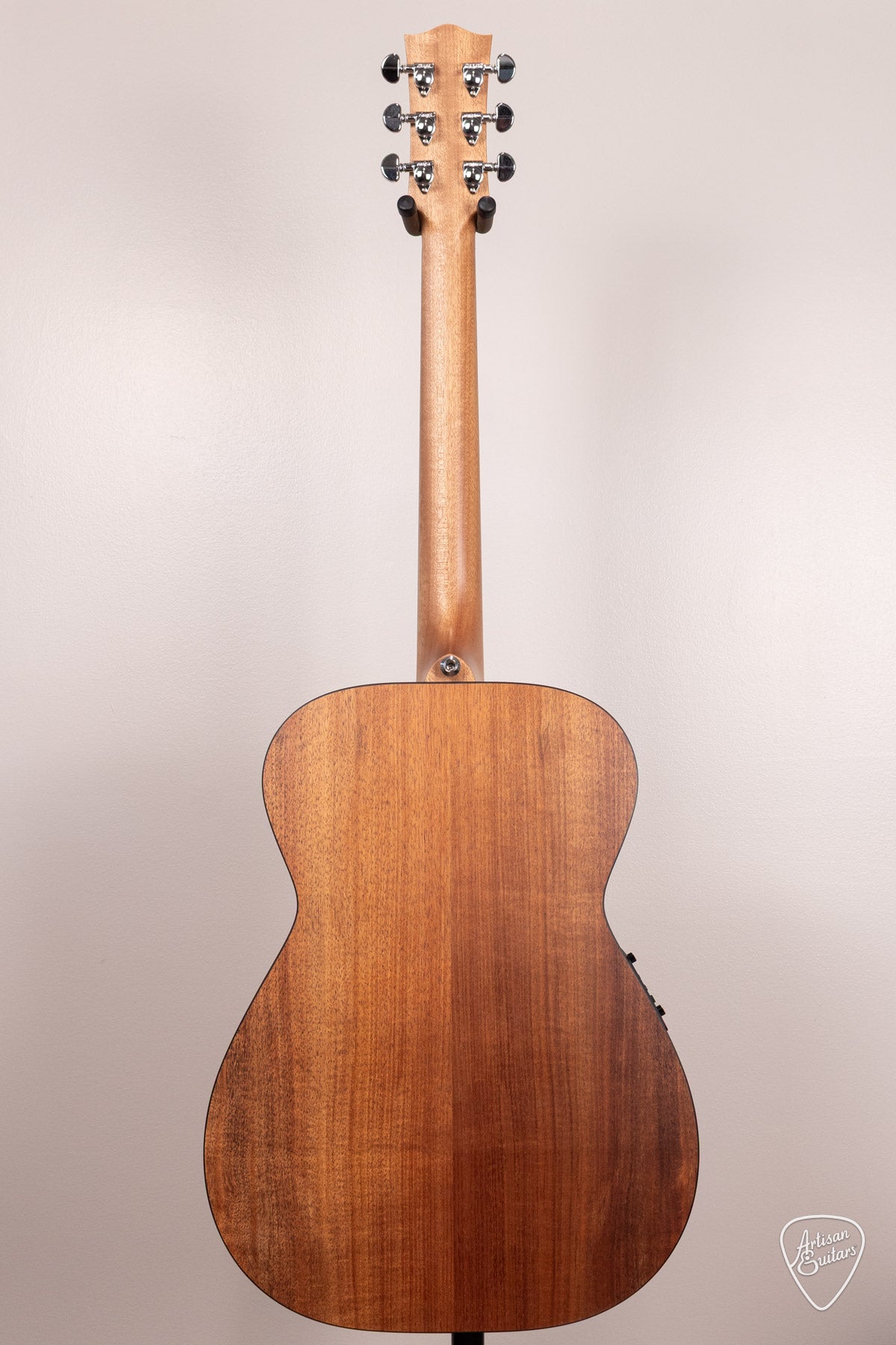 Maton Guitars Solid Road Series SRS-808 - 17189