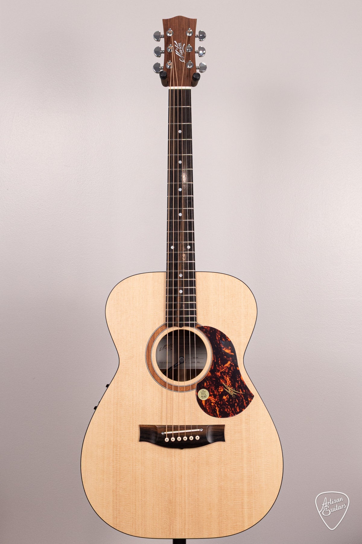 Maton Guitars Solid Road Series SRS-808 - 17070
