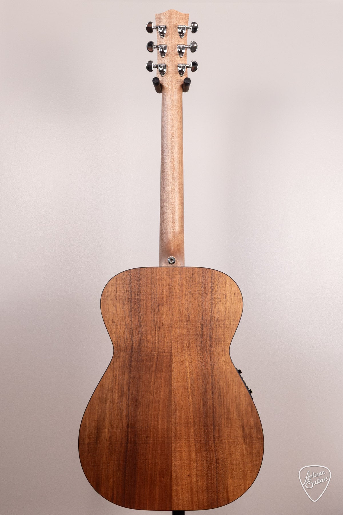 Maton Guitars Solid Road Series SRS-808 - 17135