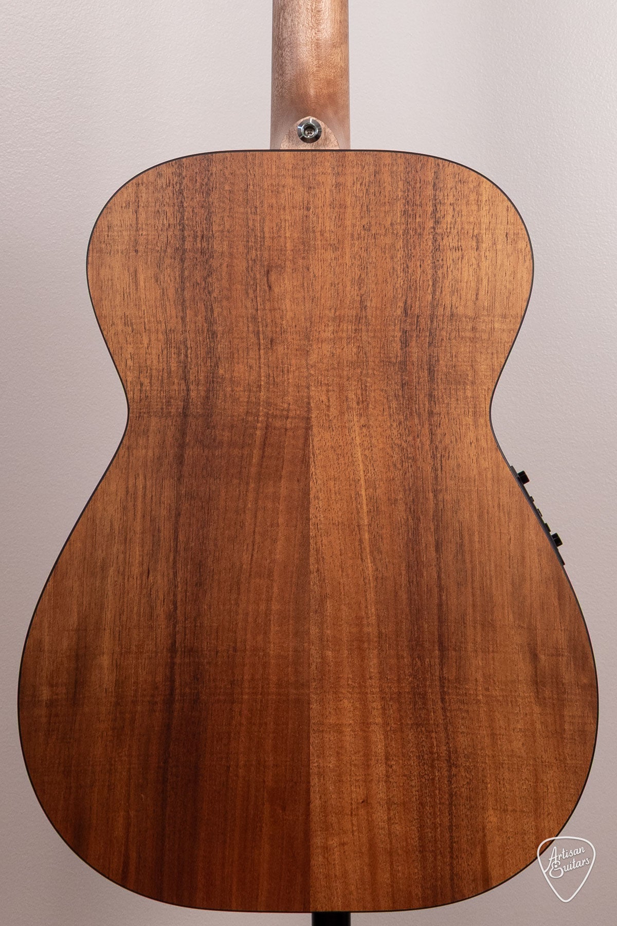 Maton Guitars Solid Road Series SRS-808 - 17135