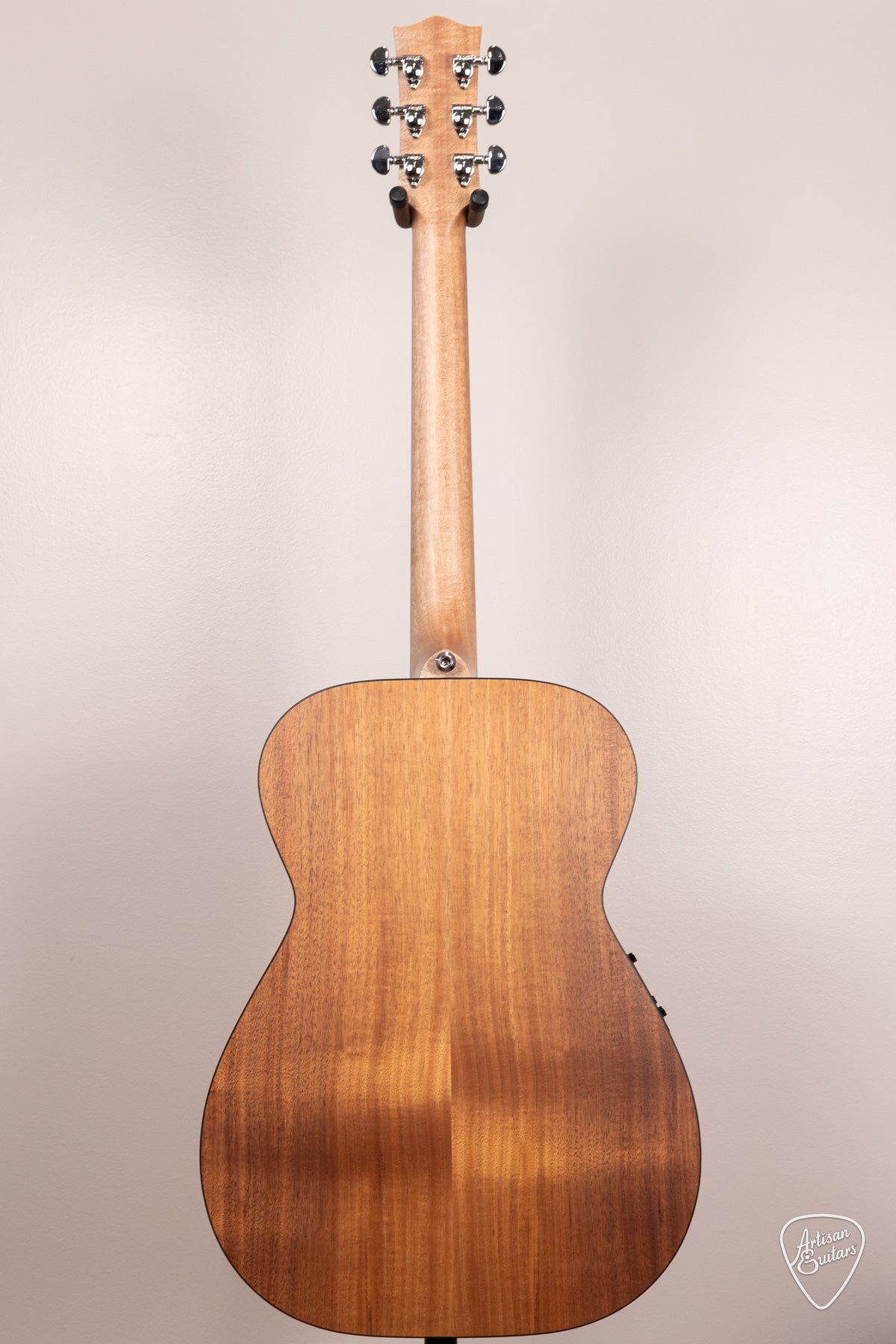 Maton Guitars Solid Road Series SRS-808 - 17190