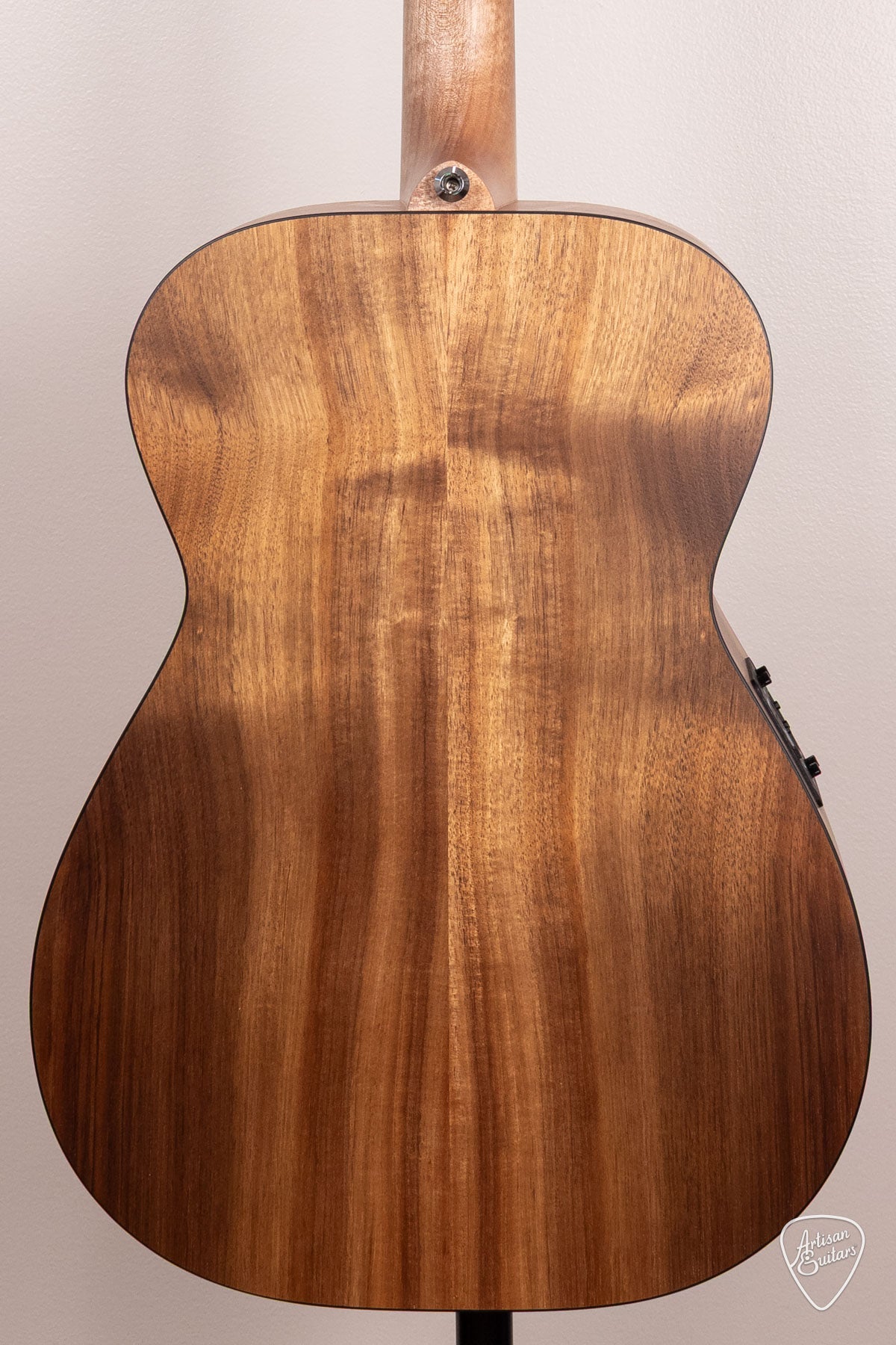 Maton Guitars Solid Road Series SRS-808 - 17191