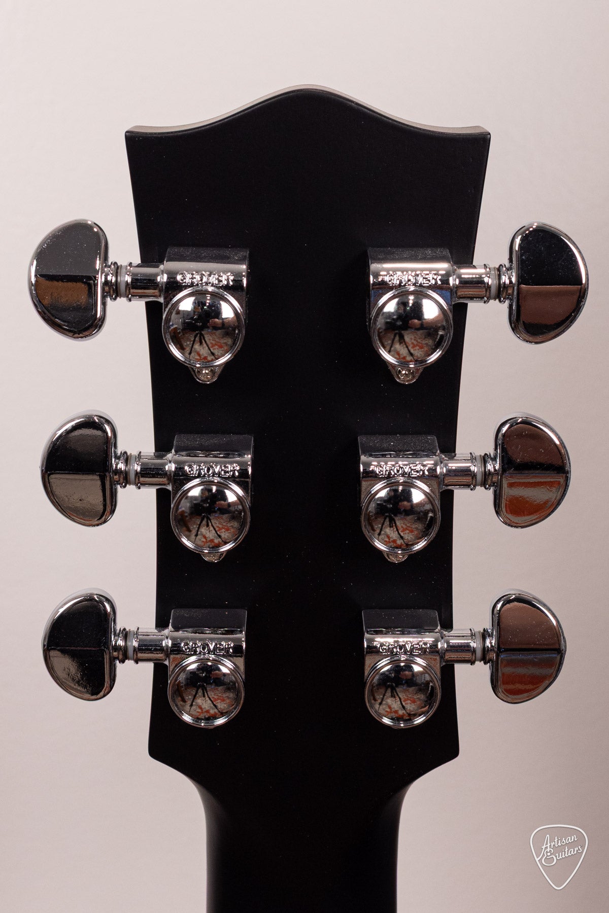 Maton Guitars SRS-808C Custom Black Pinstripe - 17016