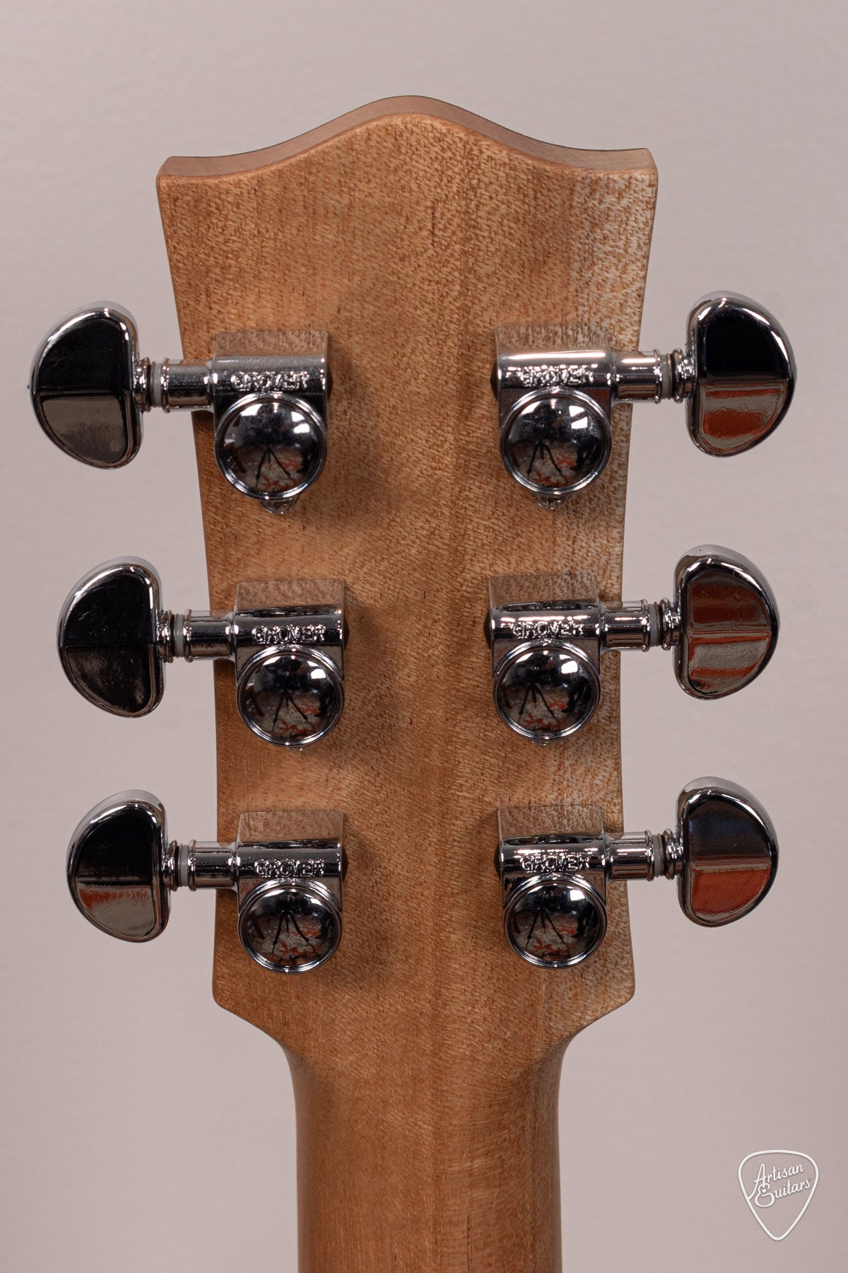 Maton Guitars Solid Road Series SRS-808C - 17025