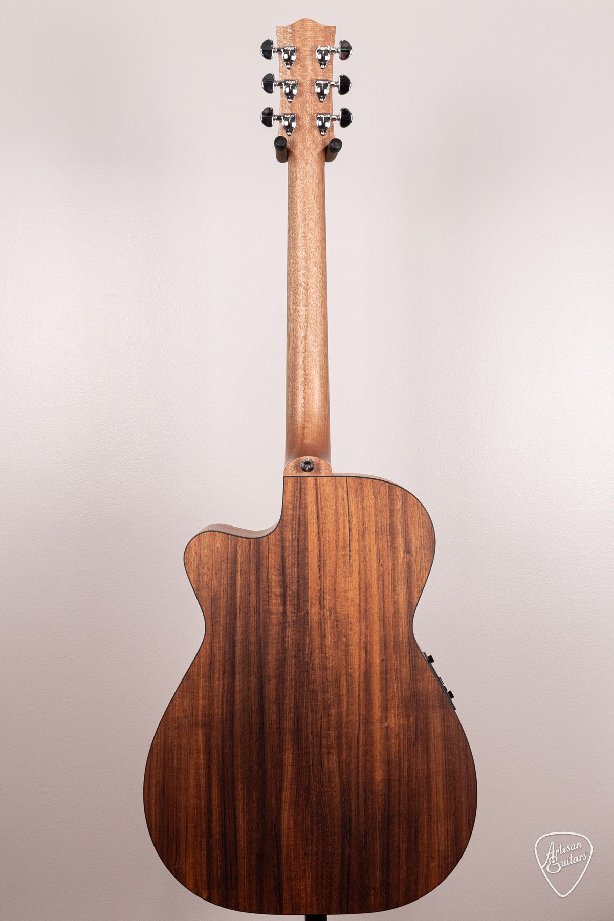 Maton Guitars Solid Road Series SRS-808C - 16937