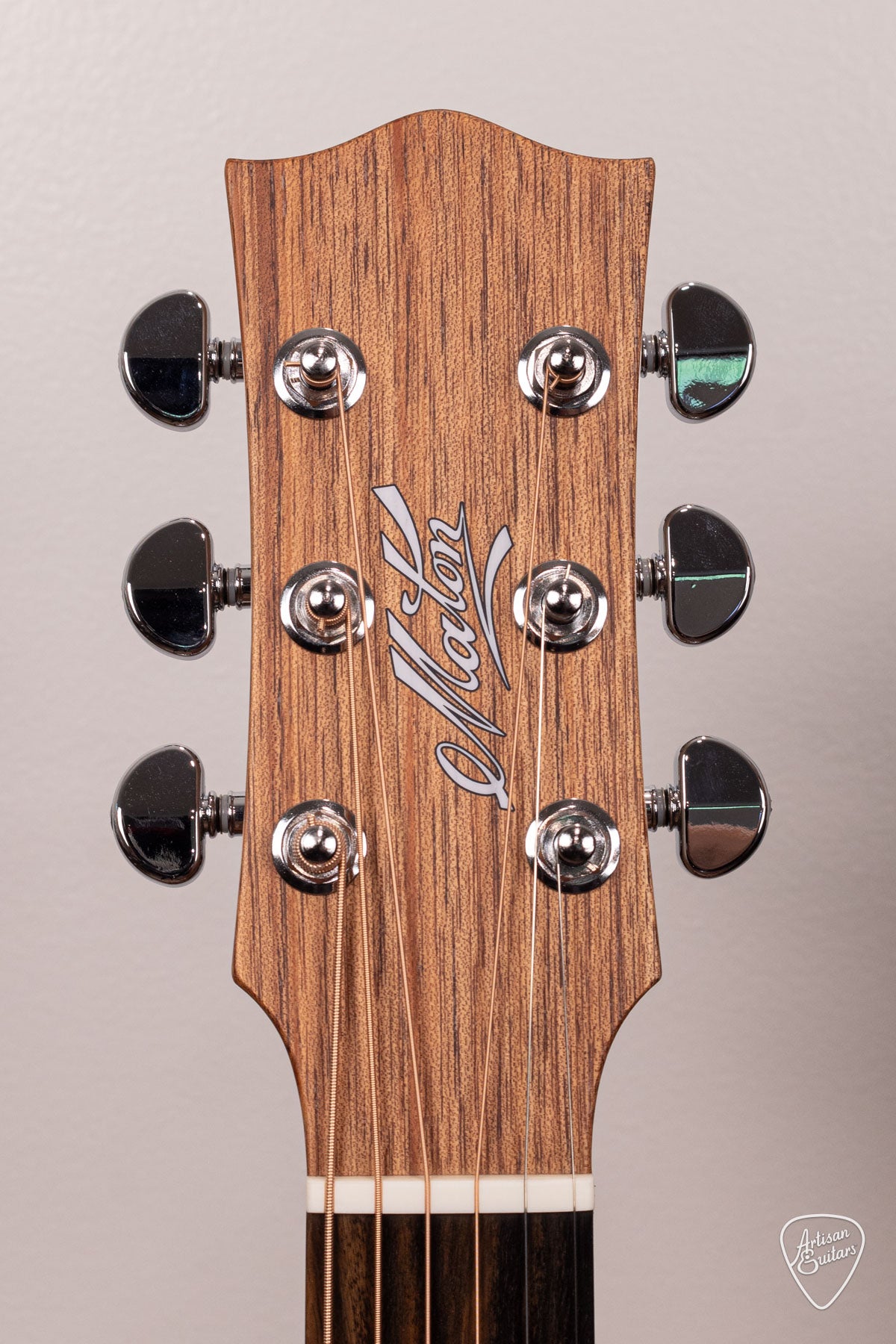 Maton Guitars Solid Road Series SRS-808C - 16937
