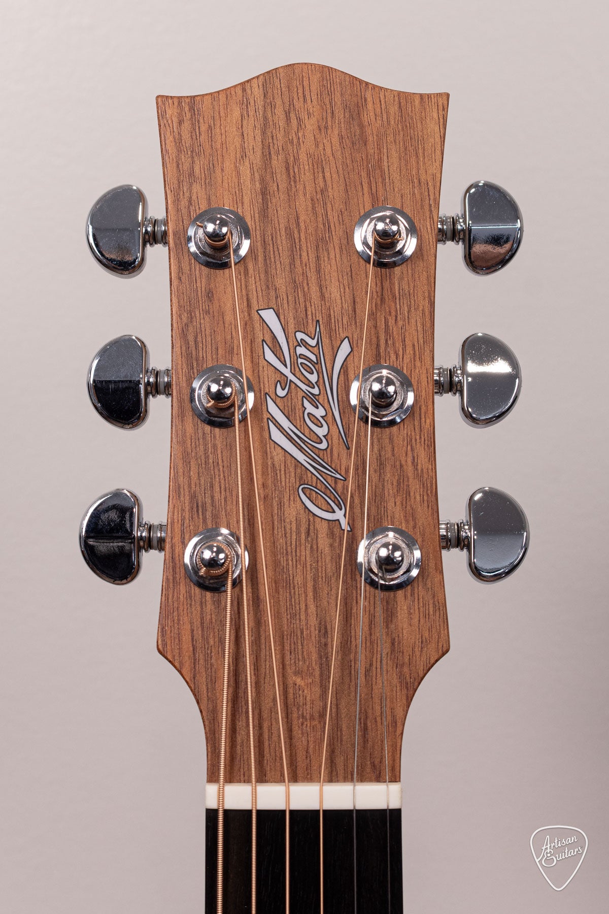 Maton Guitars Solid Road Series SRS-808C - 17068