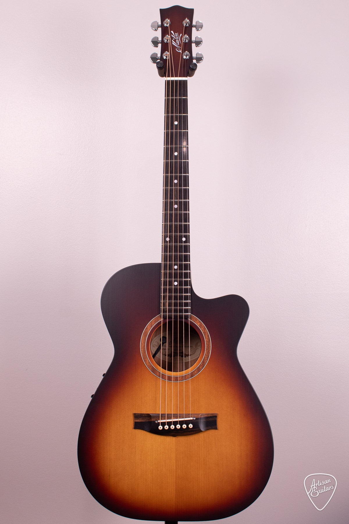 Maton Guitars Solid Road Series SRS-808C - 16973