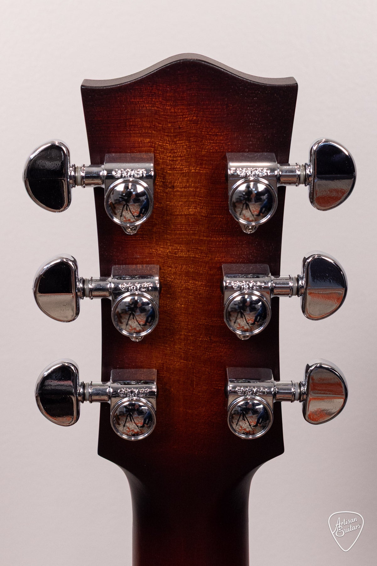 Maton Guitars Solid Road Series SRS-808C Tobacco Sunburst - 17067