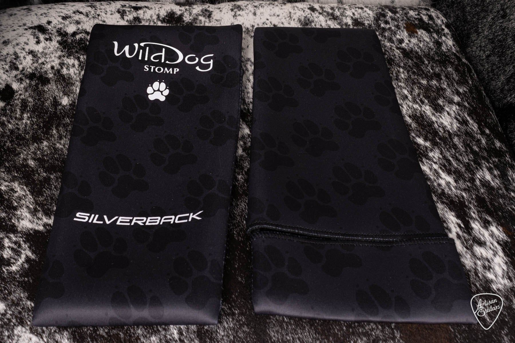 Wild Dog Silverback Stomp Box with Jingles - 16672