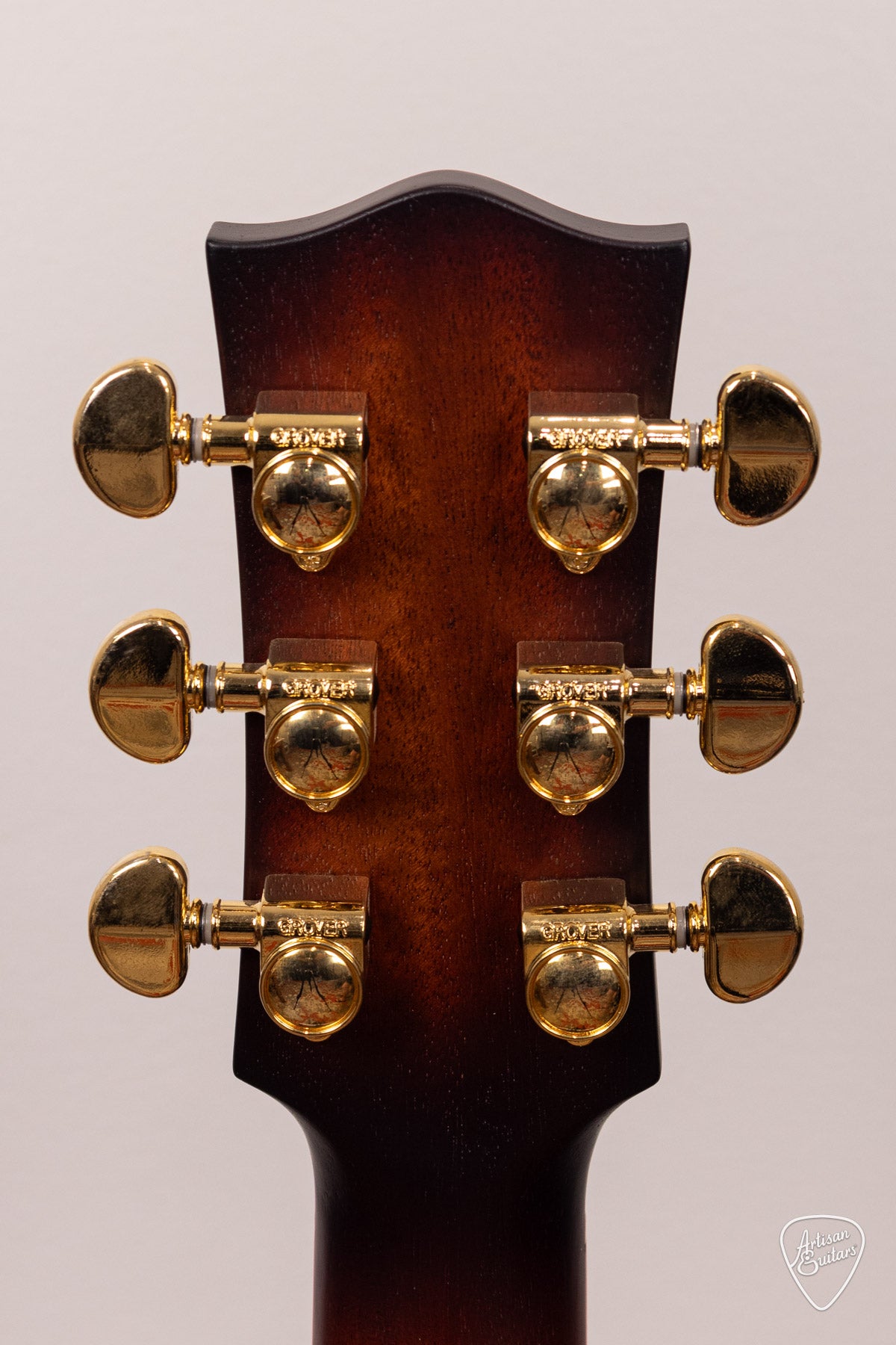 Maton Guitars Troubadour 808 - 17015