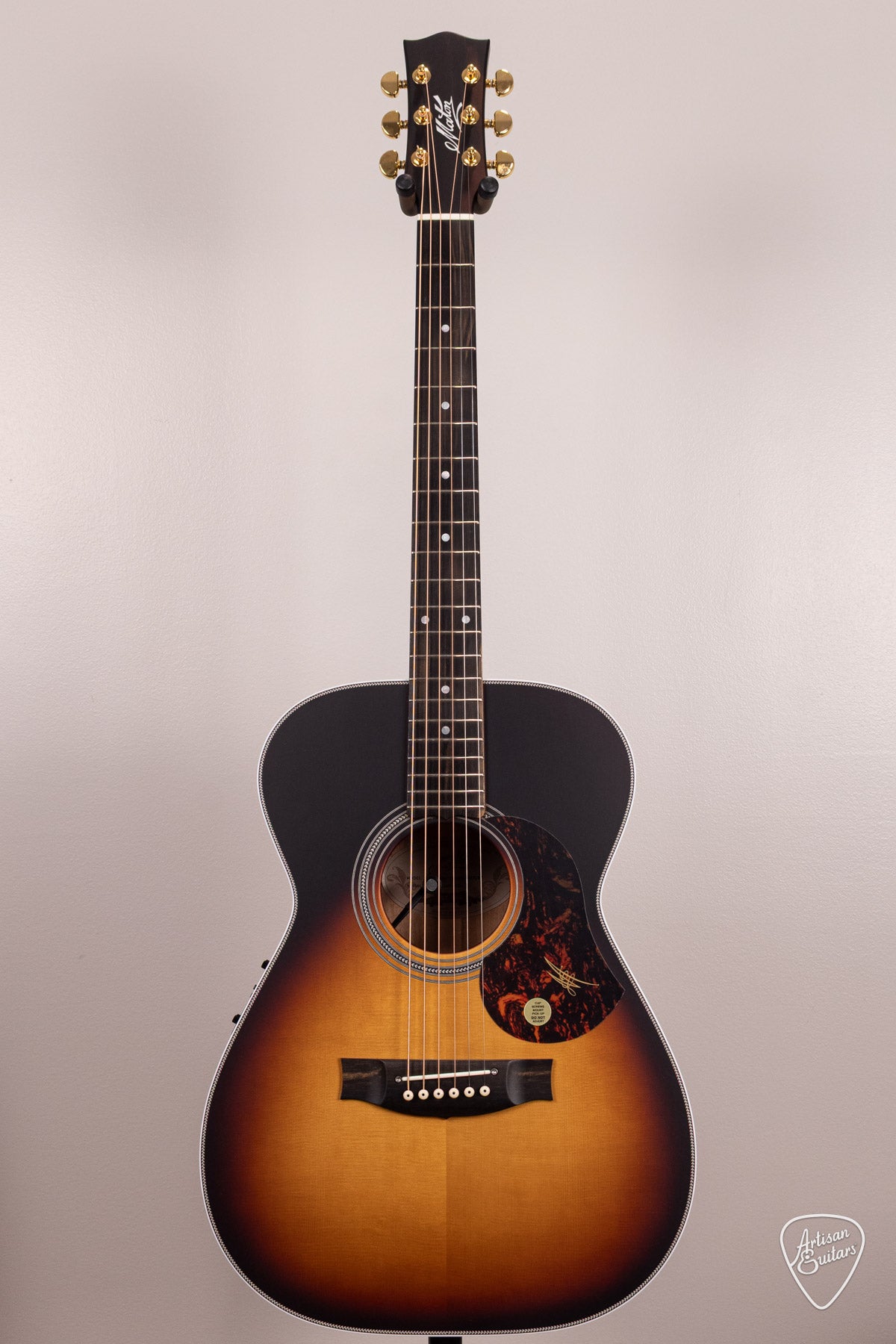 Maton Guitars Troubadour 808 - 17015
