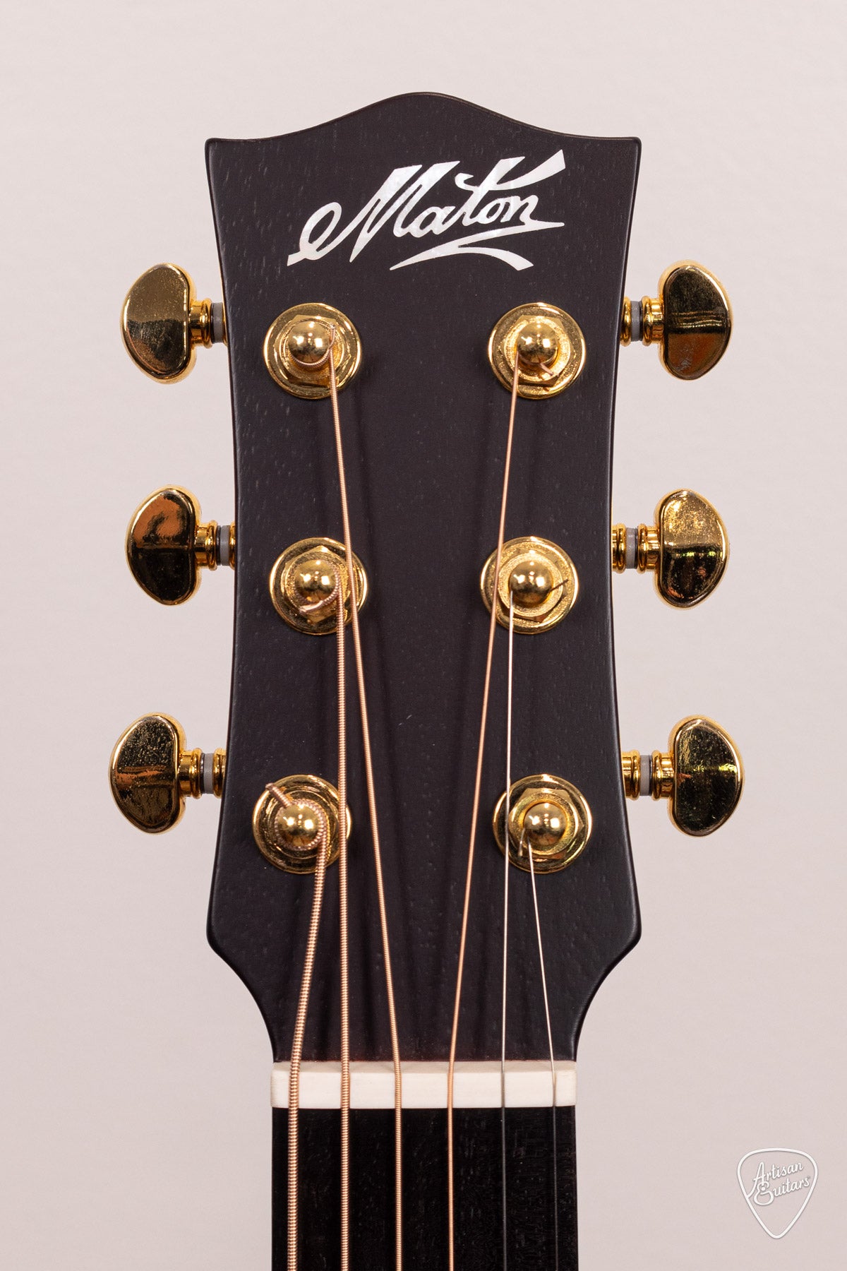 Maton Guitars Troubadour EMTB Mini - 17008