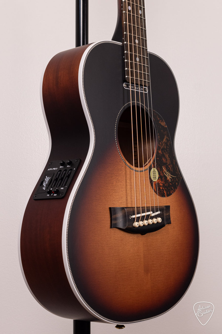 Maton Guitars Troubadour EMTB Mini - 16923