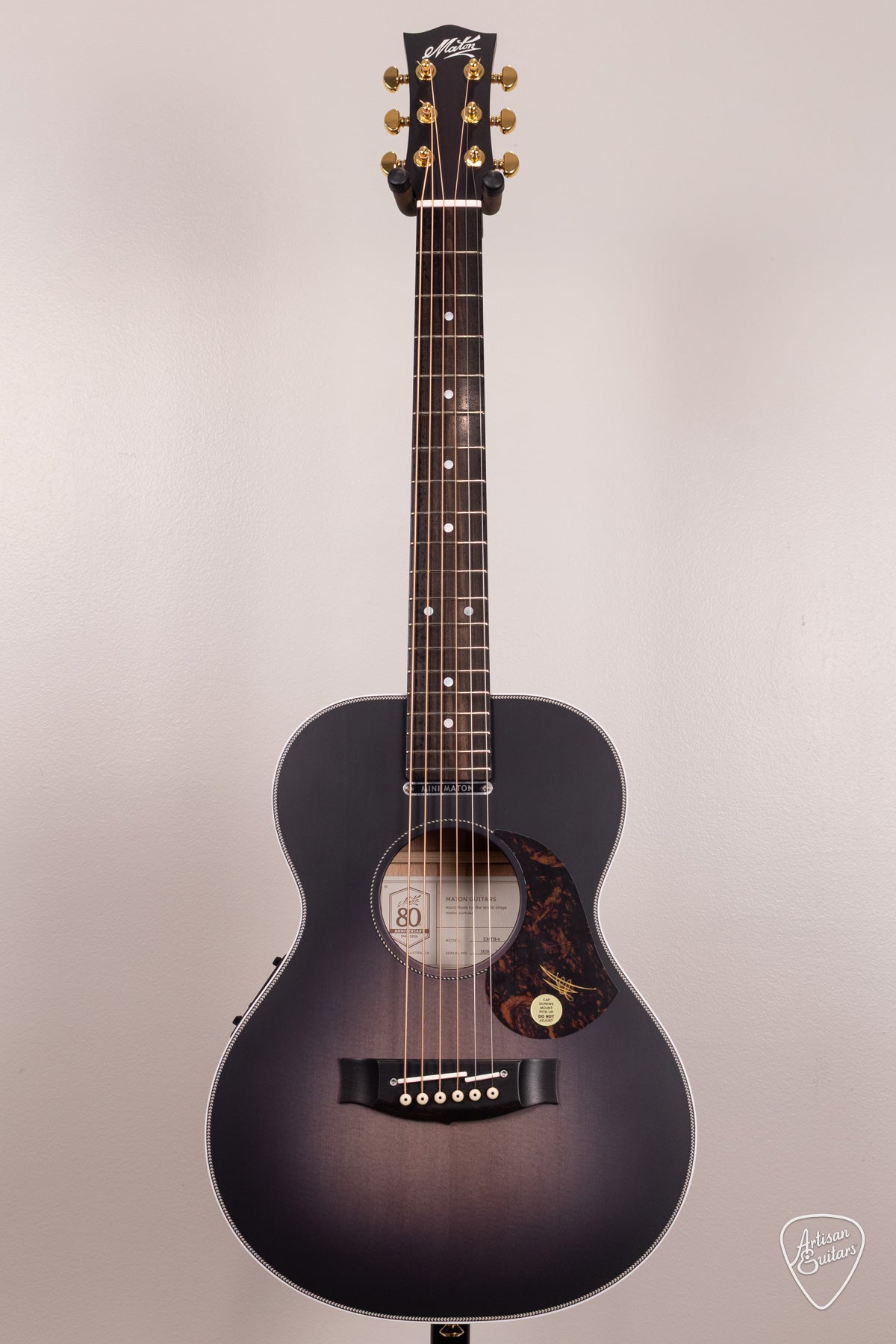 Maton Guitars Troubadour EMTB Mini GHOST BLACK  - 17242