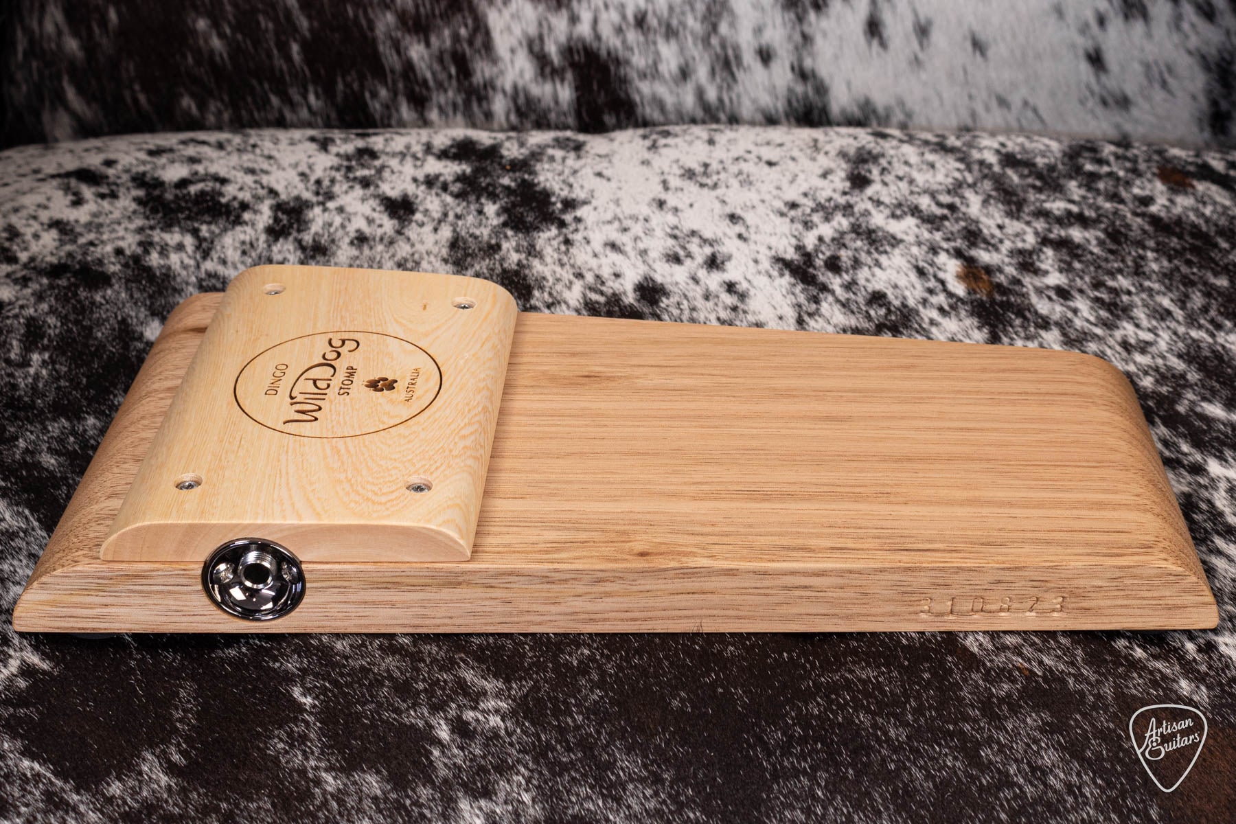 Wild Dog Dingo Stomp Box - 16663