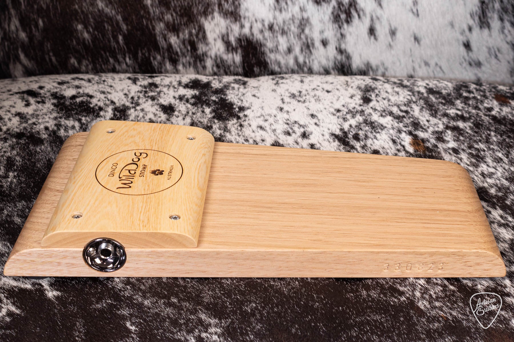 Wild Dog Dingo Stomp Box - 16665