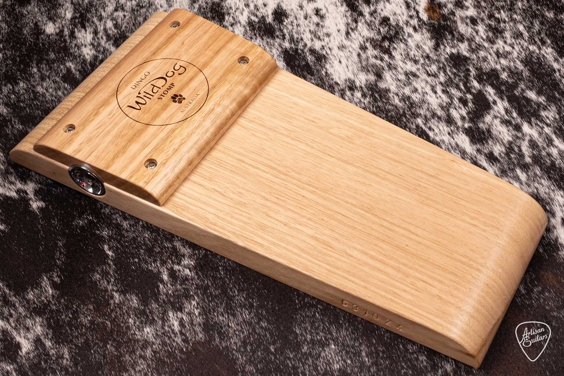 Wild Dog Dingo Stomp Box - 631024