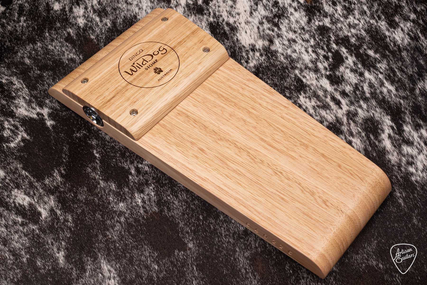 Wild Dog Dingo Stomp Box - 640226