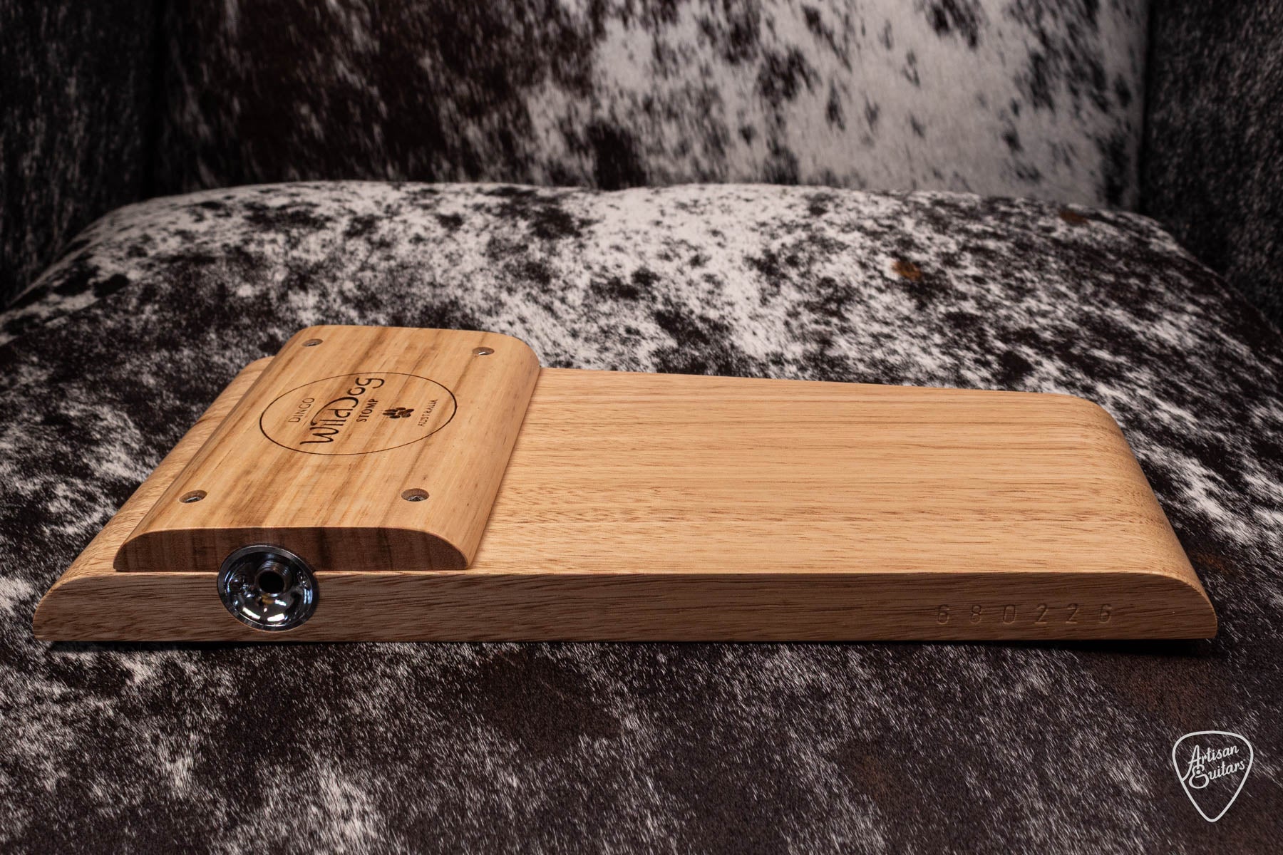 Wild Dog Dingo Stomp Box - 680226