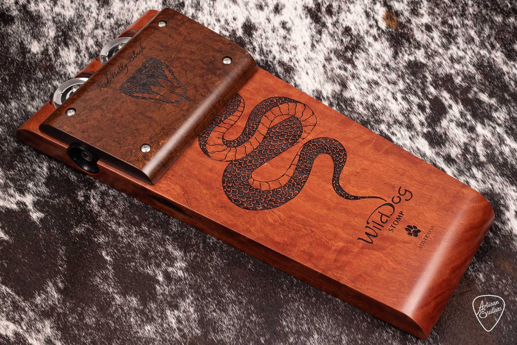 Wild Dog Red Belly Black Stomp Box -  980426