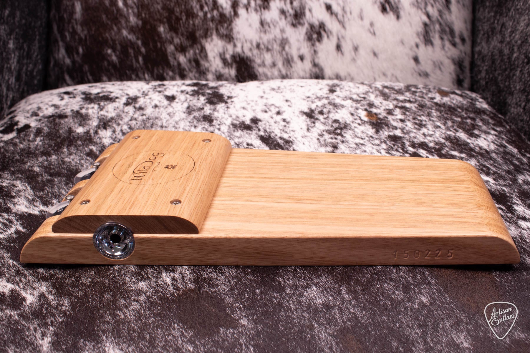 Wild Dog Silverback Stomp Box with Jingles - 150225
