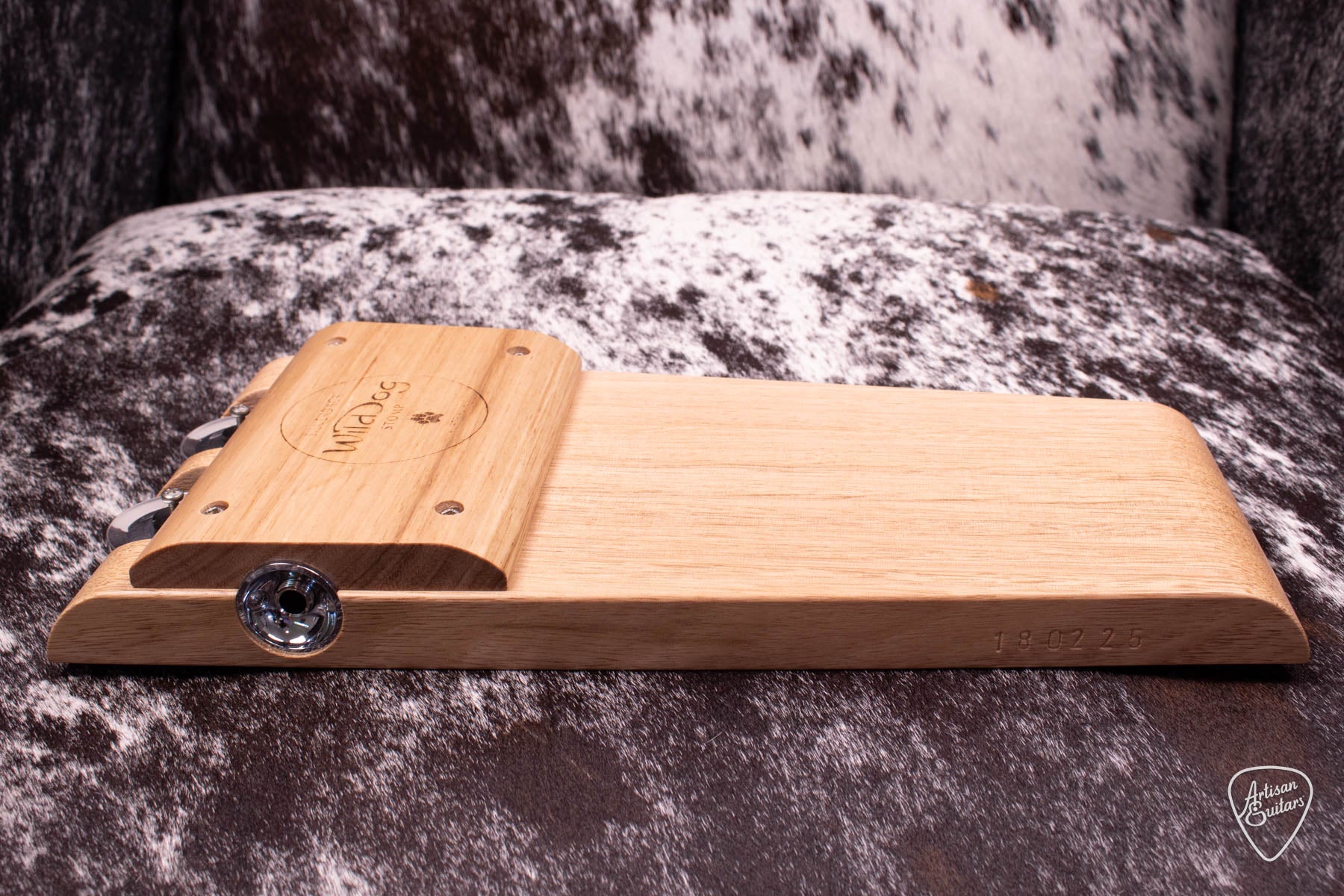 Wild Dog Silverback Stomp Box with Jingles - 180225