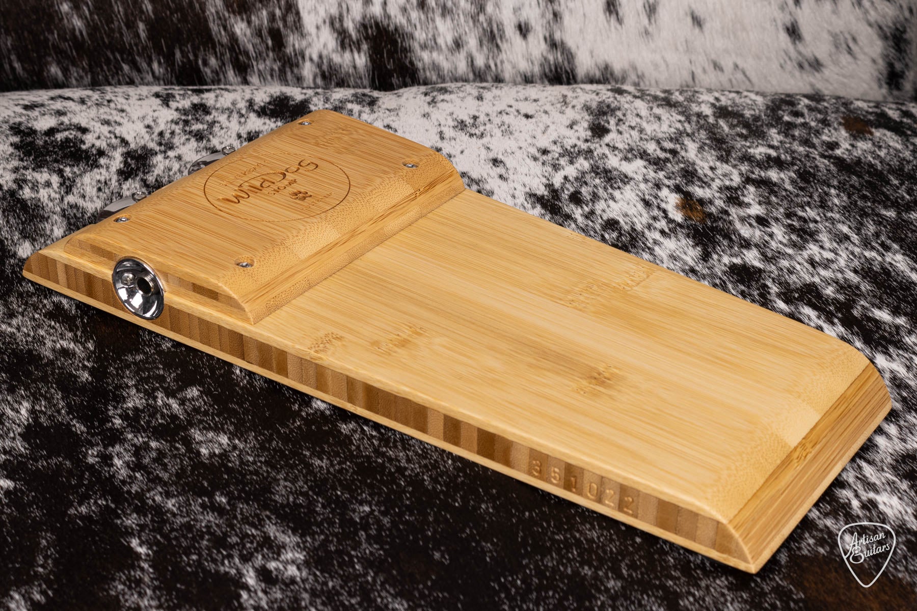 Wild Dog Silverback Stomp Box w/ Bamboo Timber & Tamborine Jingles - WD-351022