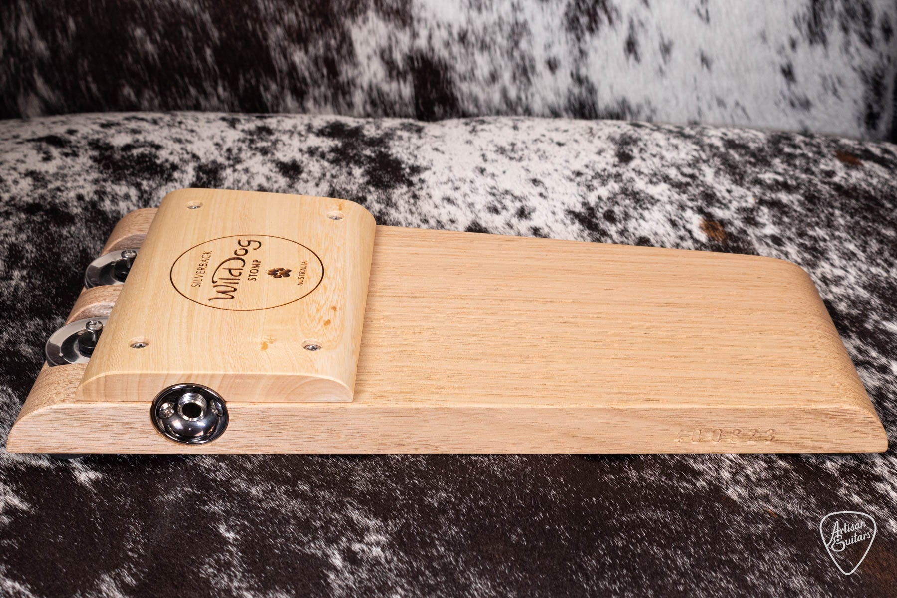 Wild Dog Silverback Stomp Box with Jingles - 16670
