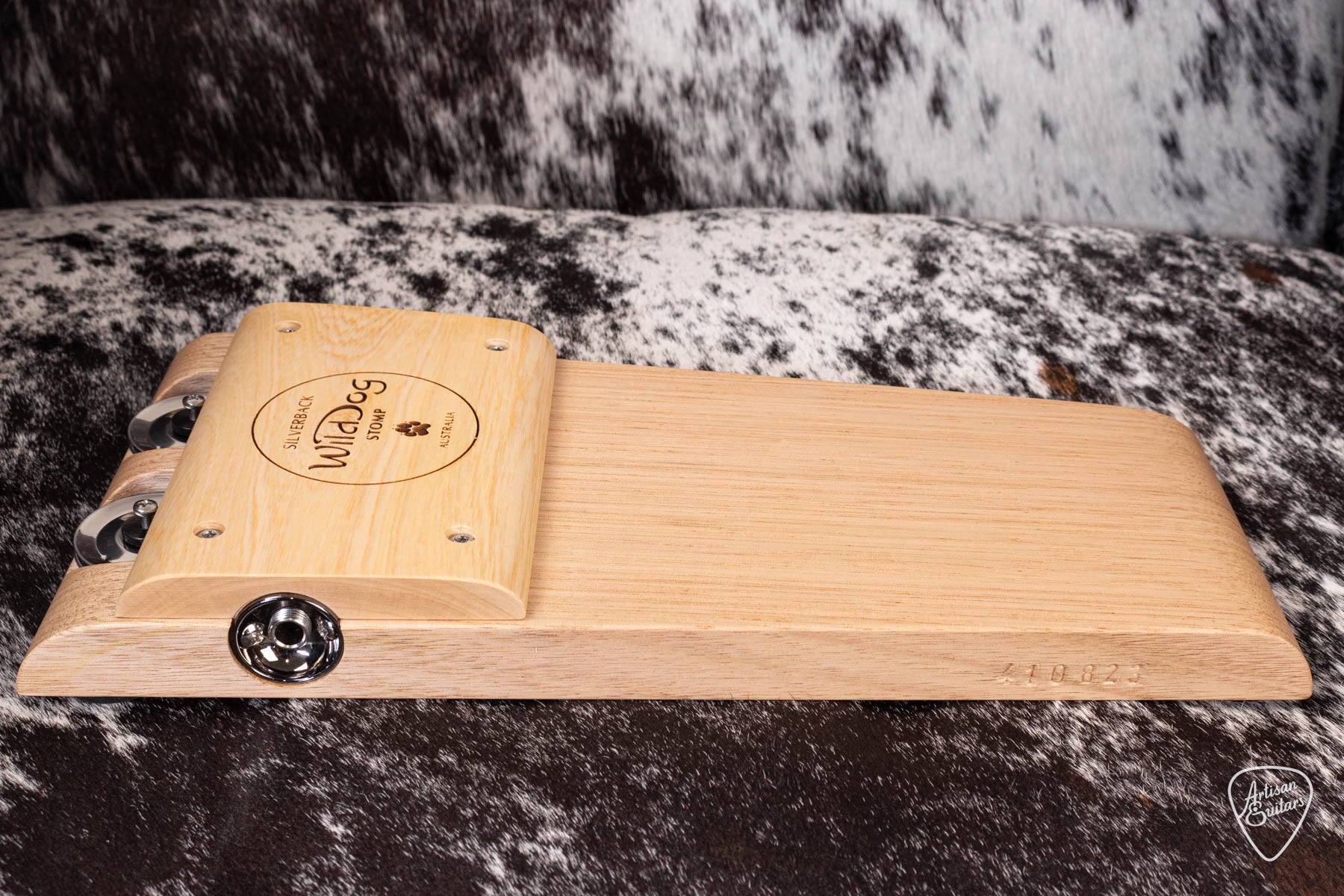 Wild Dog Silverback Stomp Box with Jingles - 16671