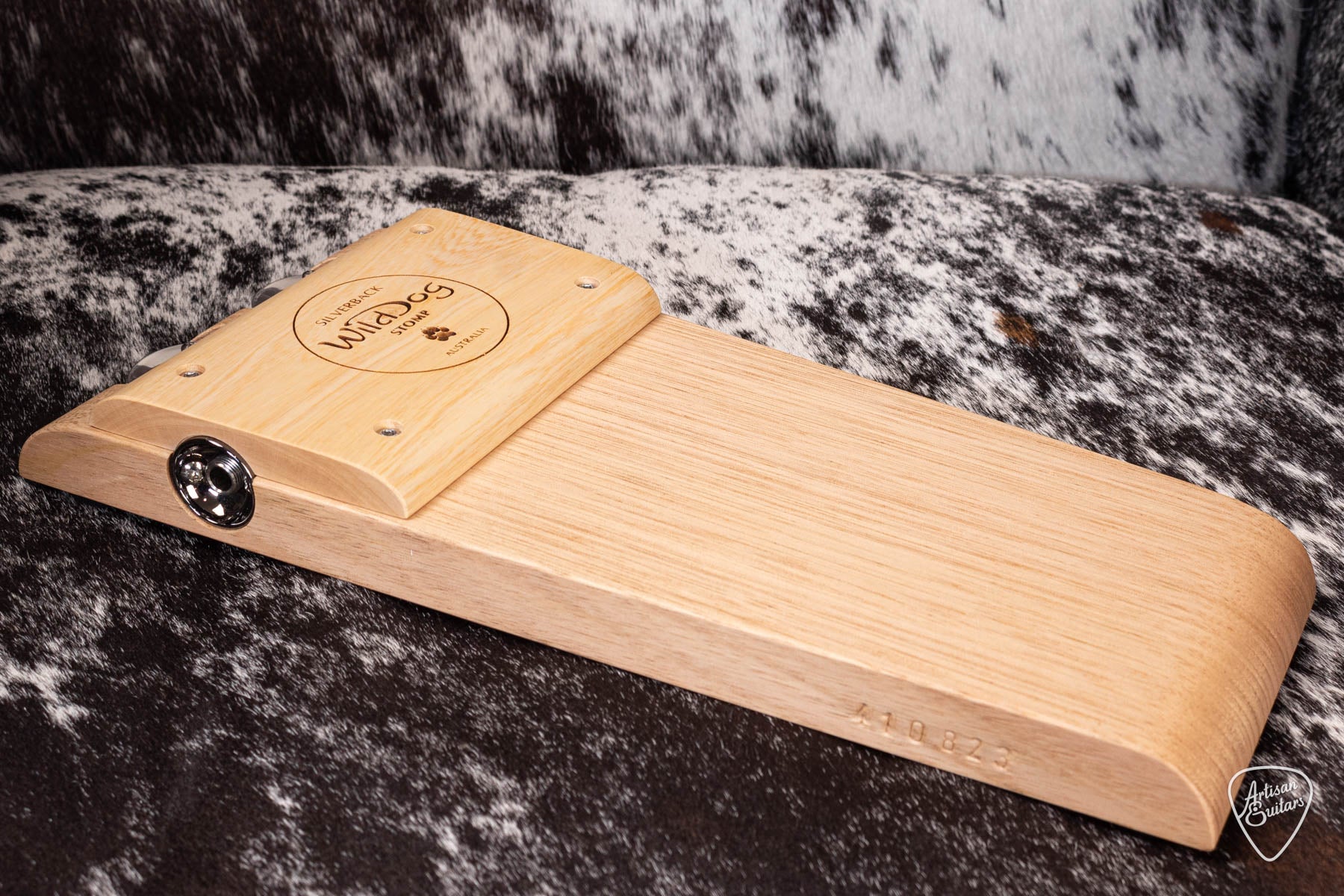 Wild Dog Silverback Stomp Box with Jingles - 16671