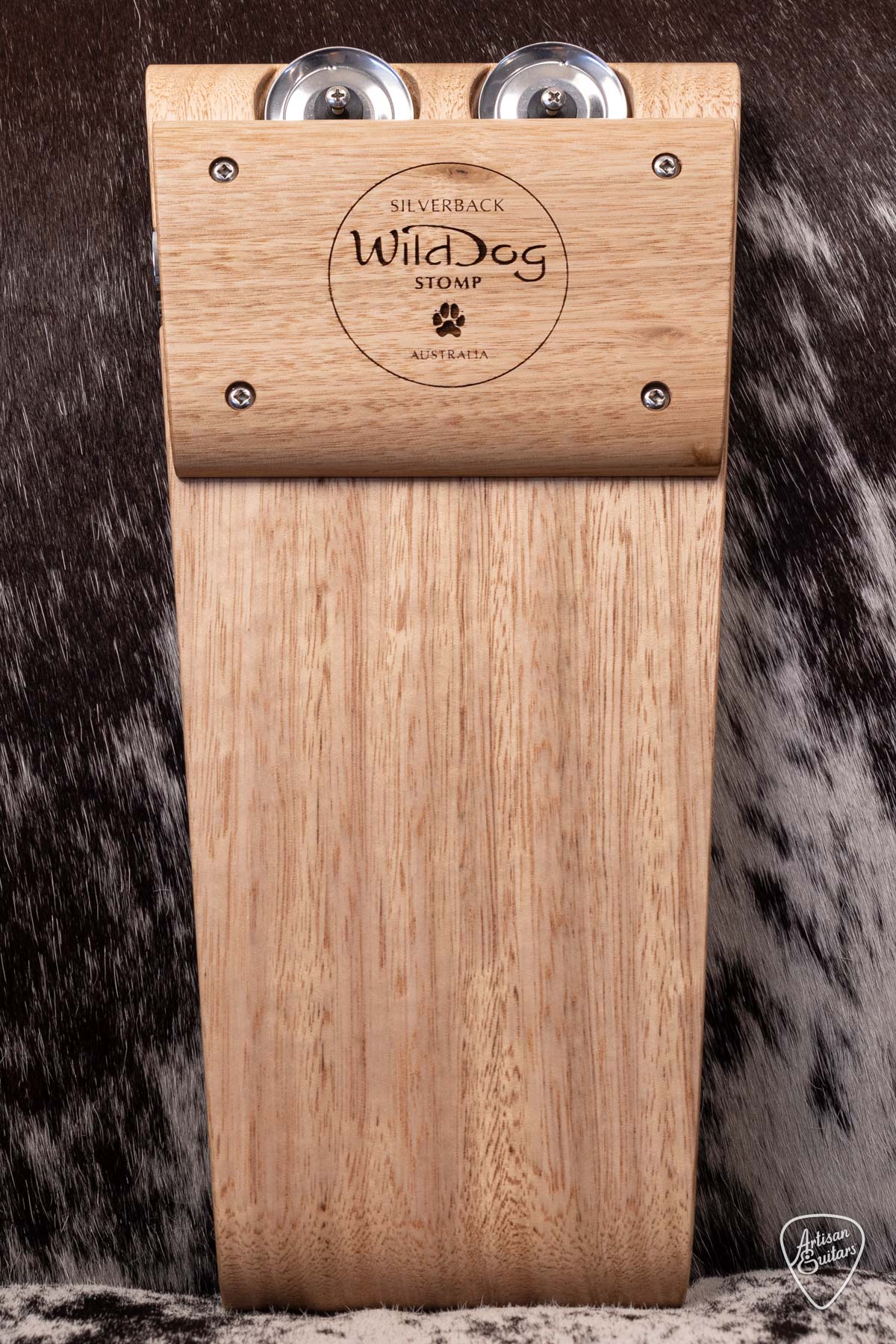 Wild Dog Silverback Stomp Box with Jingles - 491024