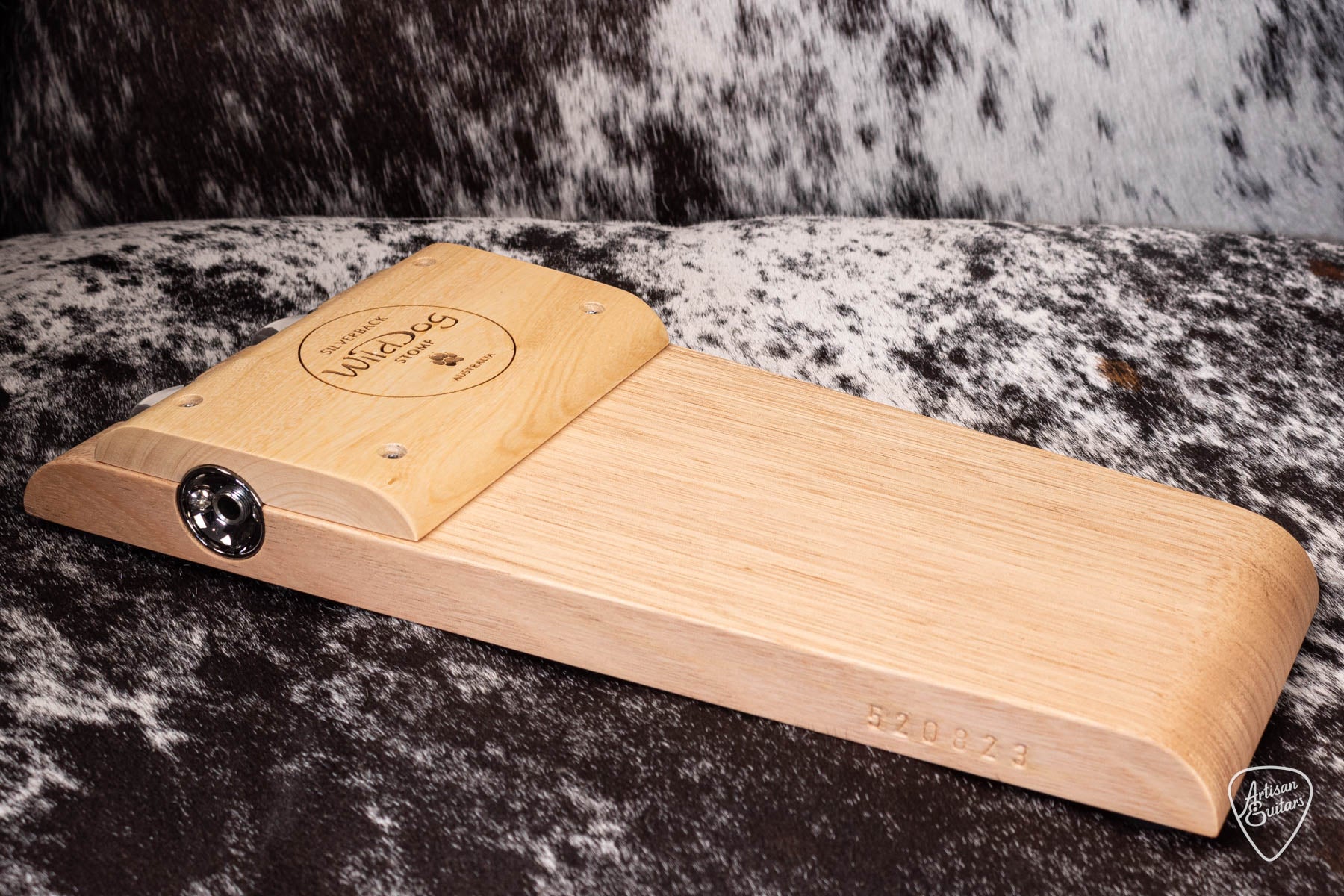 Wild Dog Silverback Stomp Box with Jingles - 16674