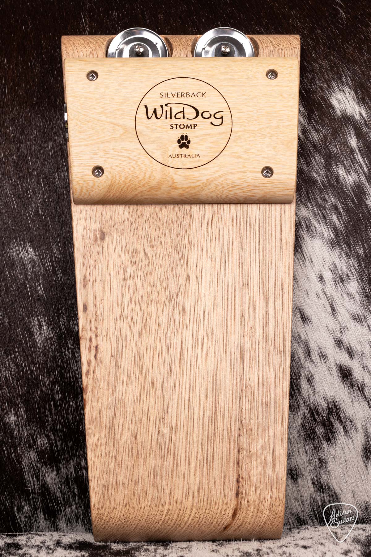 Wild Dog Silverback Stomp Box with Jingles - WD-531123