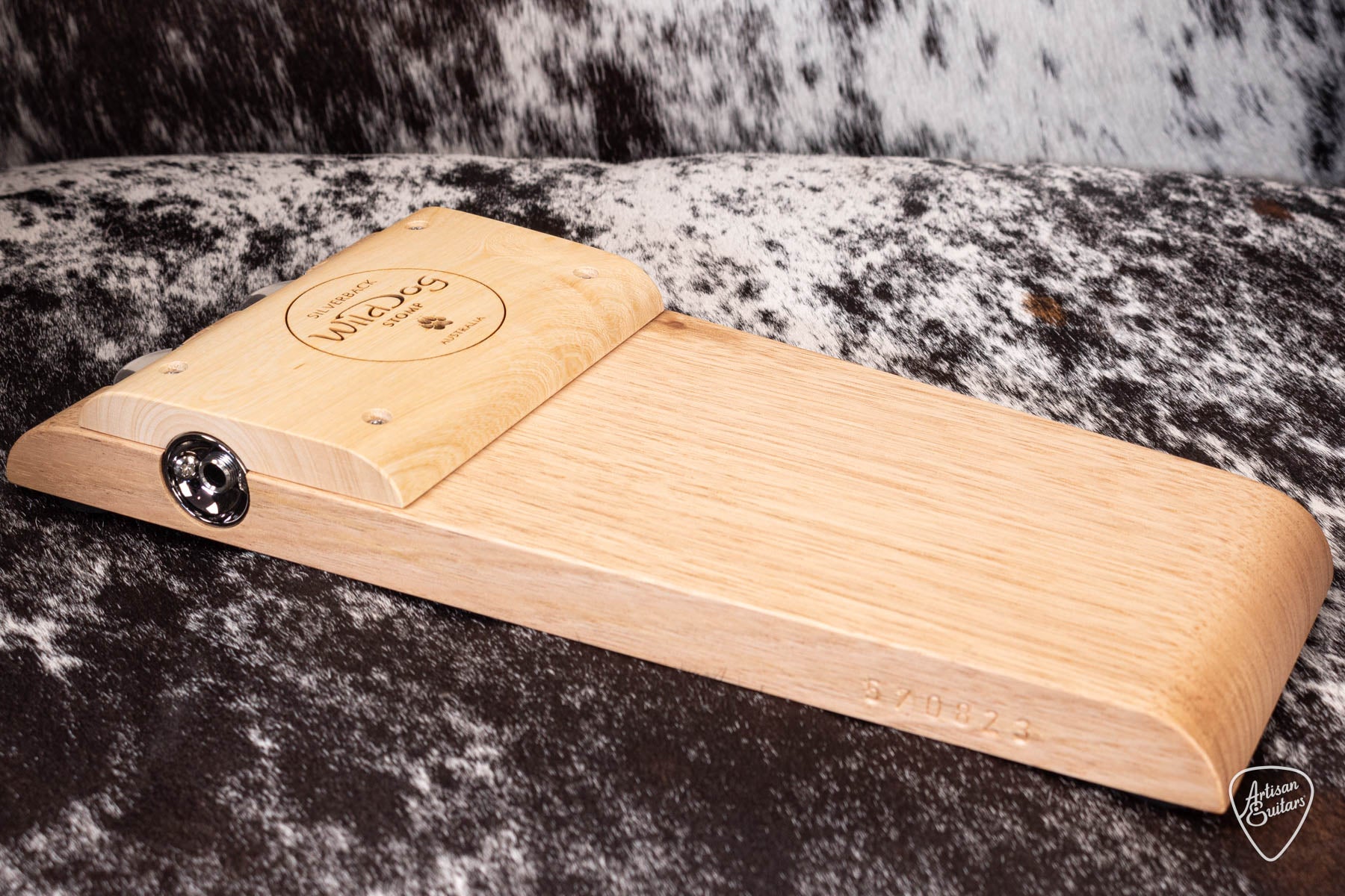 Wild Dog Silverback Stomp Box with Jingles - 16676