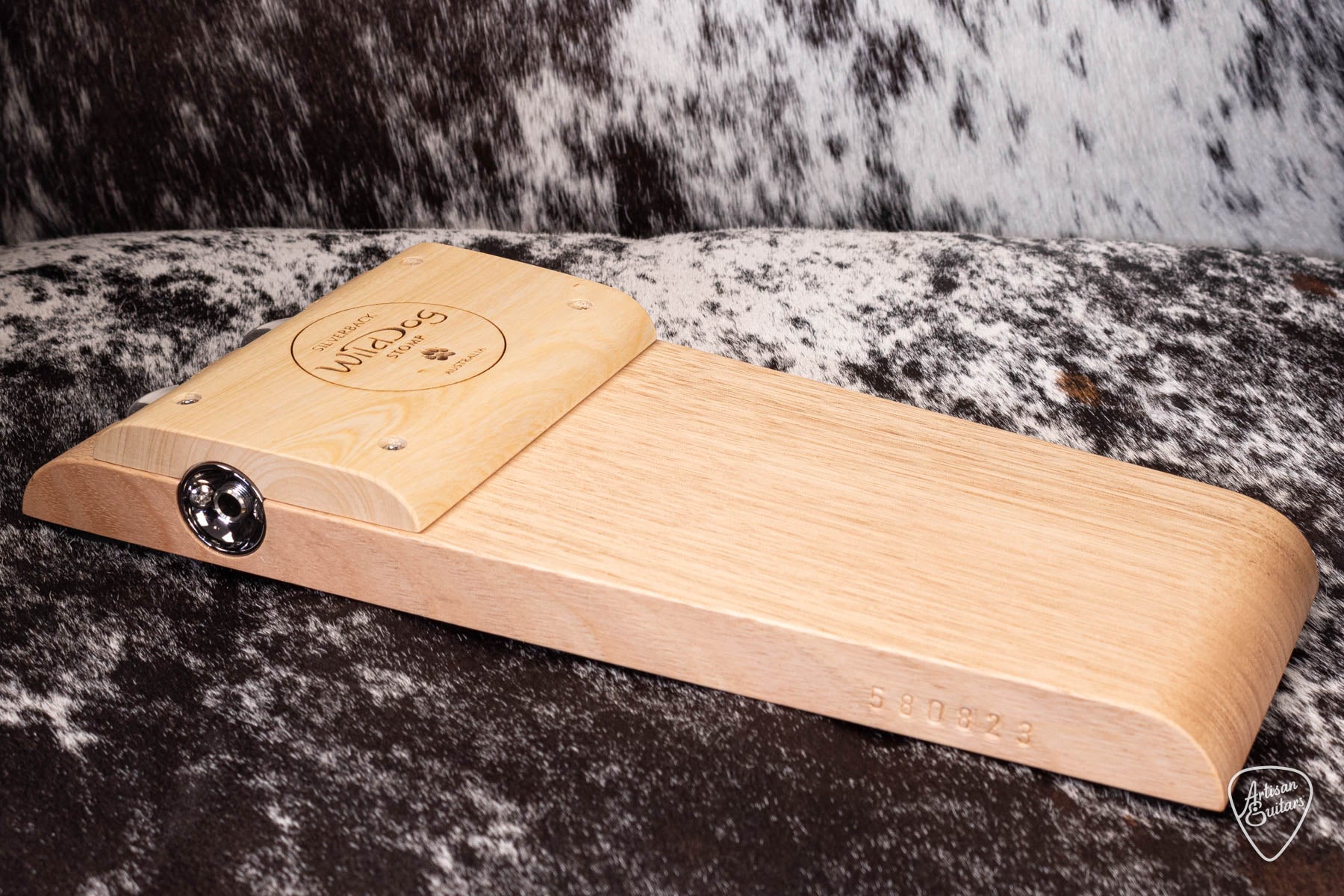Wild Dog Silverback Stomp Box with Jingles - 16677