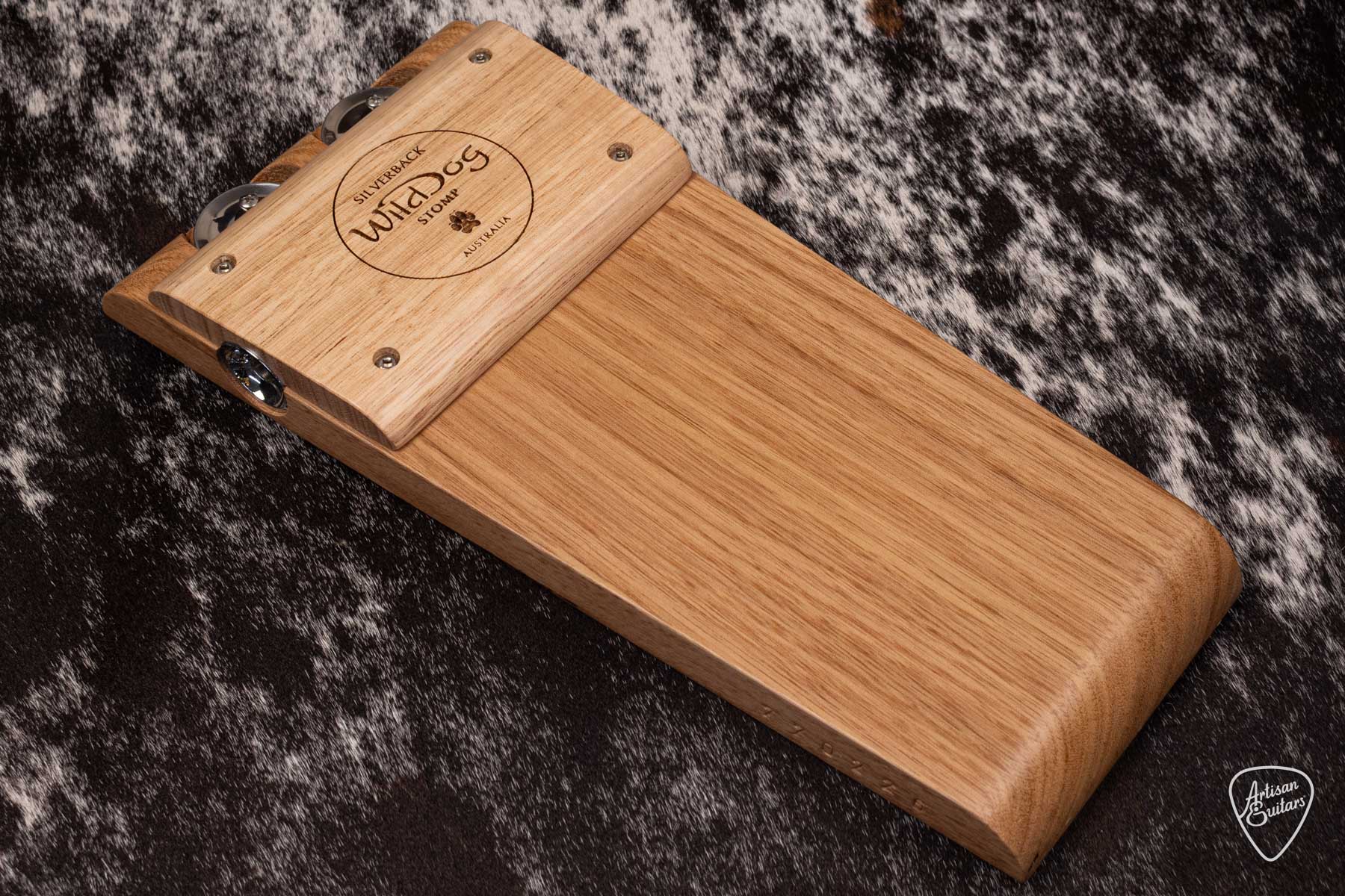 Wild Dog Silverback Stomp Box with Jingles - 770226