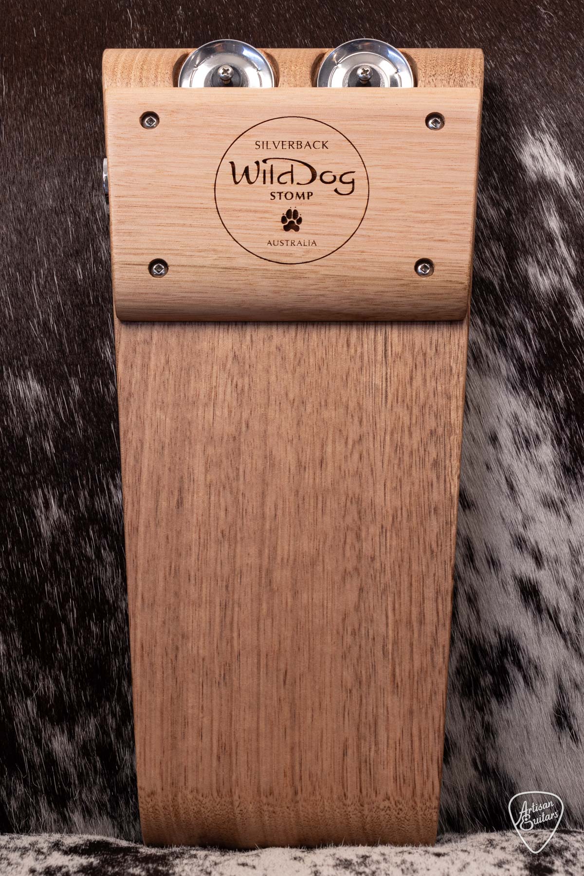 Wild Dog Silverback Stomp Box with Jingles - 1471124