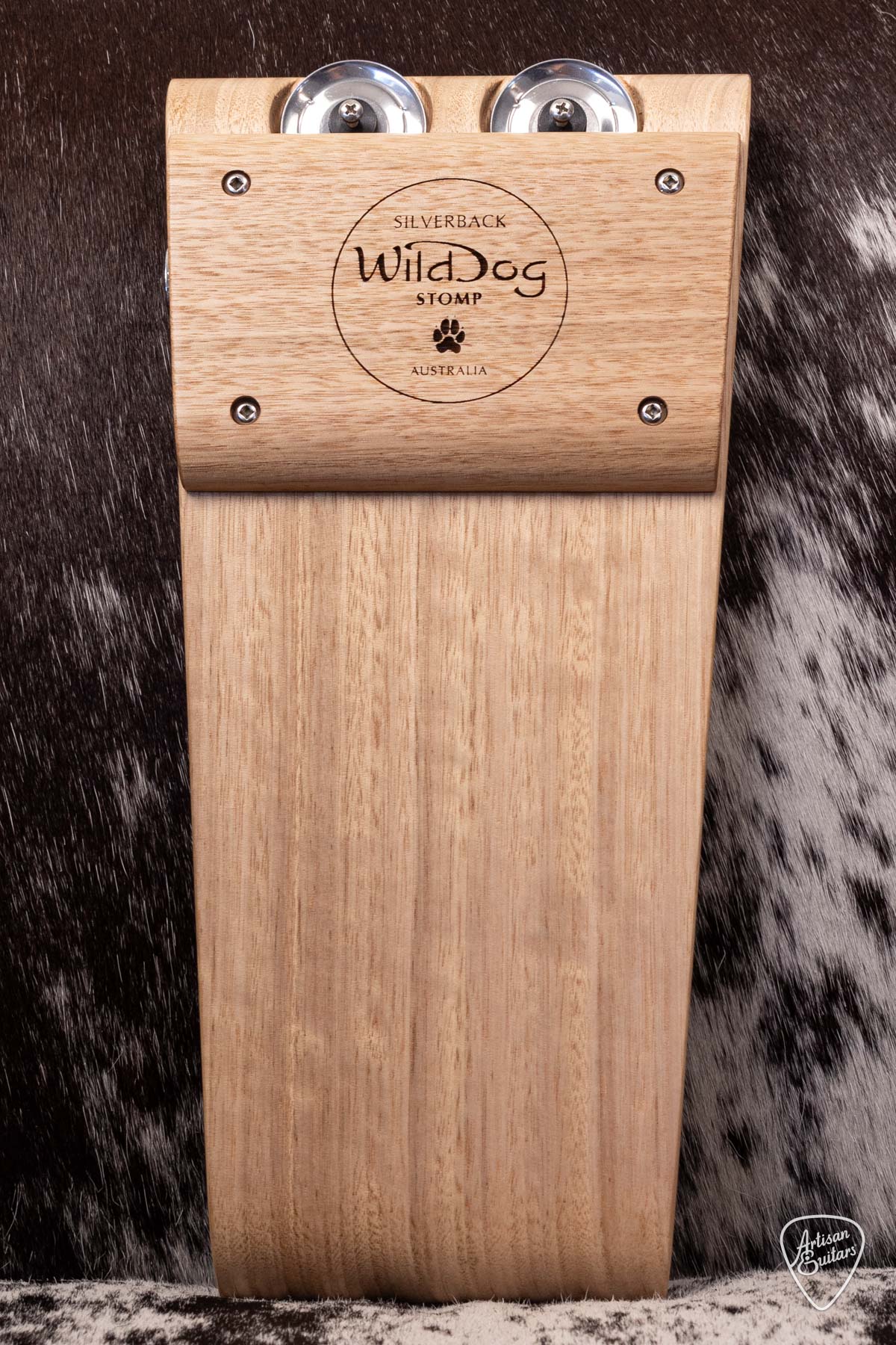 Wild Dog Silverback Stomp Box with Jingles - 531024