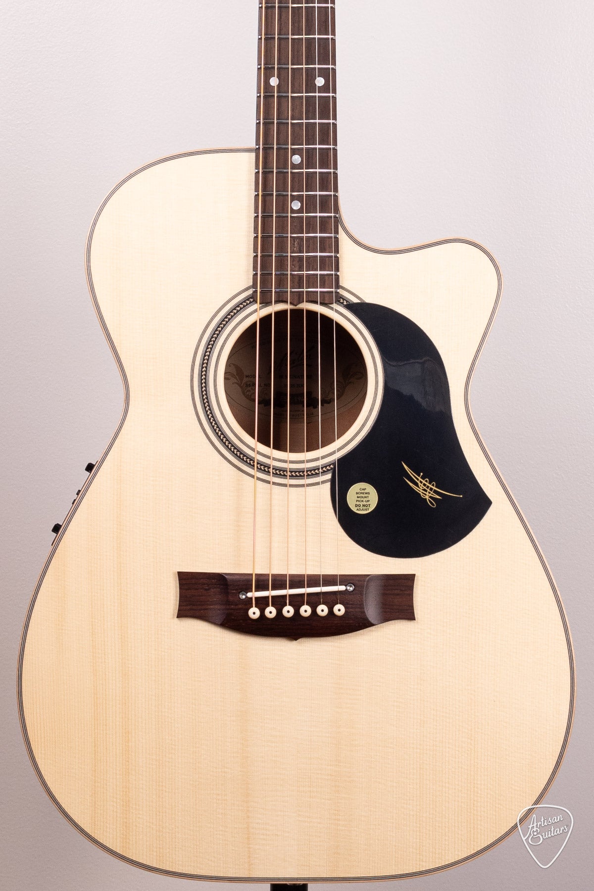 Maton Guitars 808C J.R. Joe Robinson Signature Cutaway - 16913