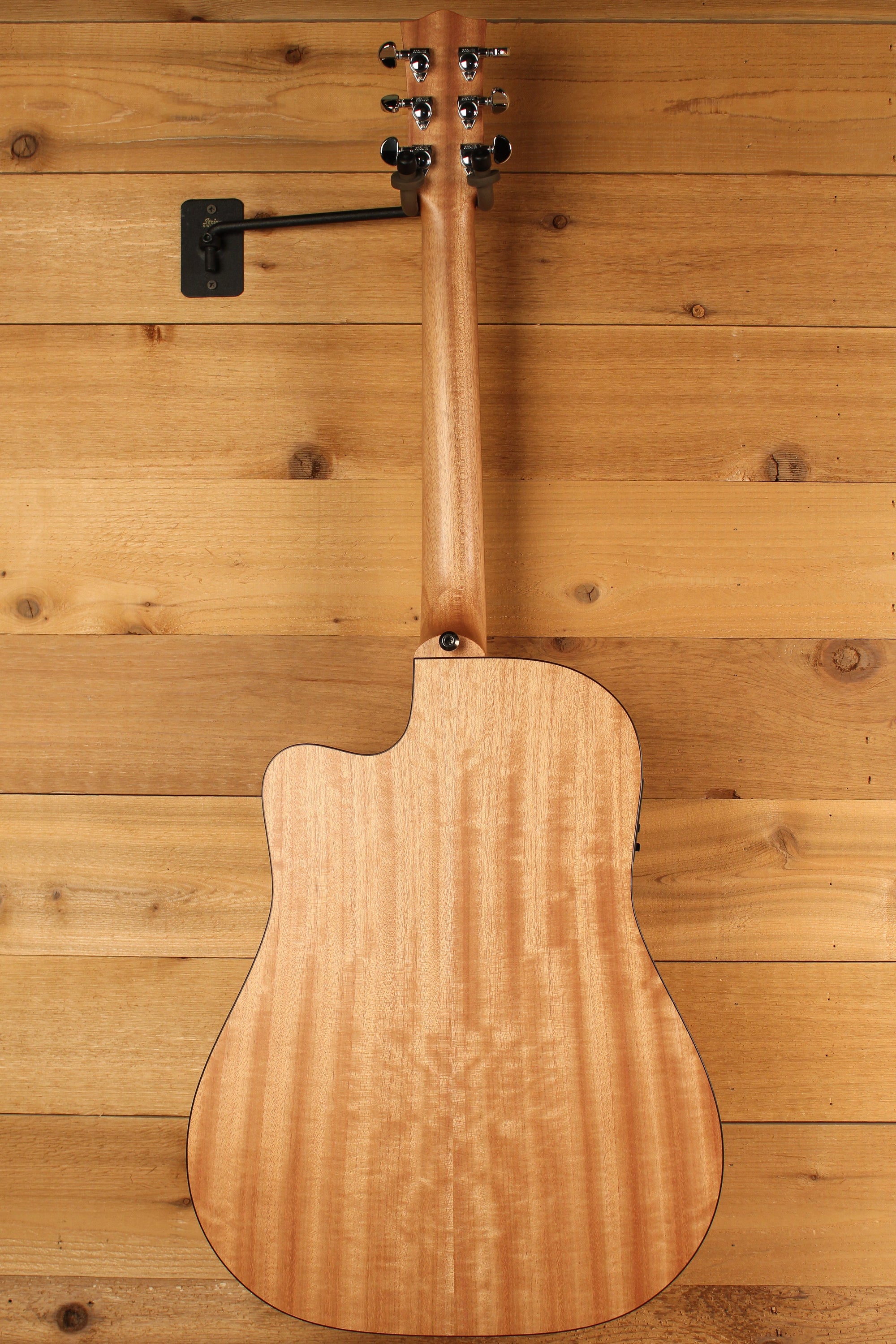 Maton SRS 60C Solid Road Series w/ Sitka & Queensland Maple ID-13229 - Artisan Guitars